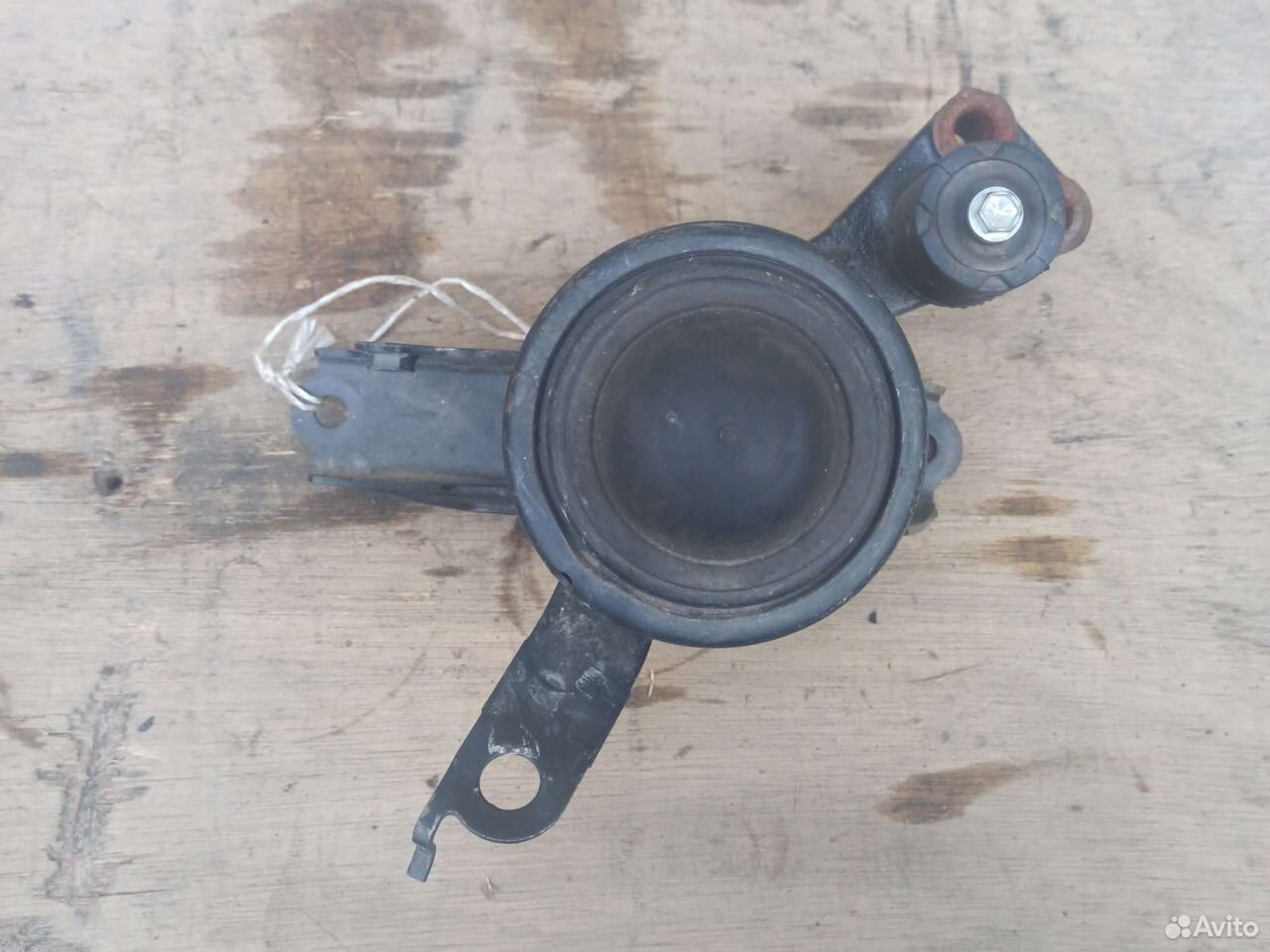 Подушка двигателя правая Toyota Aqua NHP10, 1300 рублей, Ленина