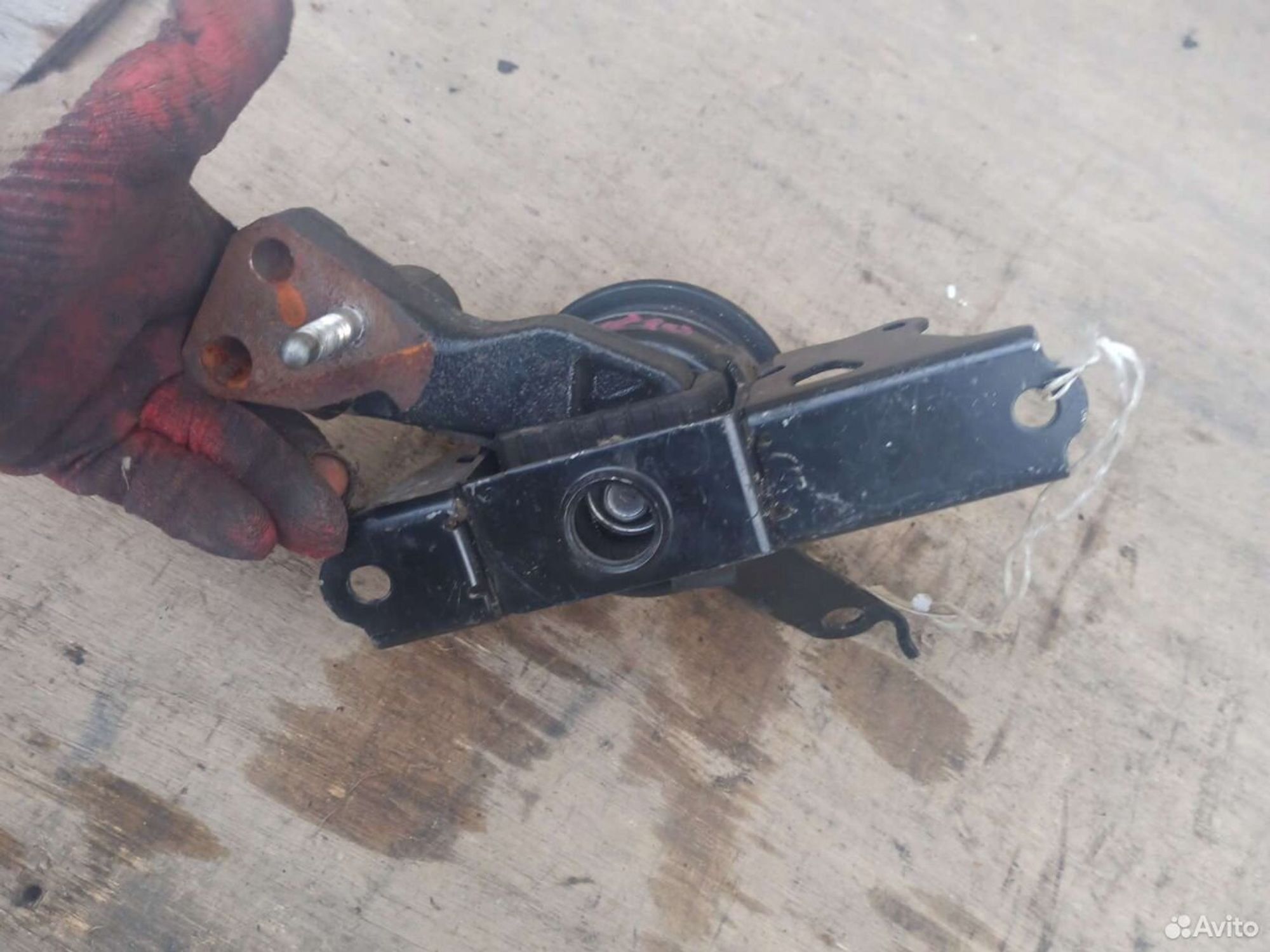 Подушка двигателя правая Toyota Aqua NHP10, 1300 рублей, Ленина