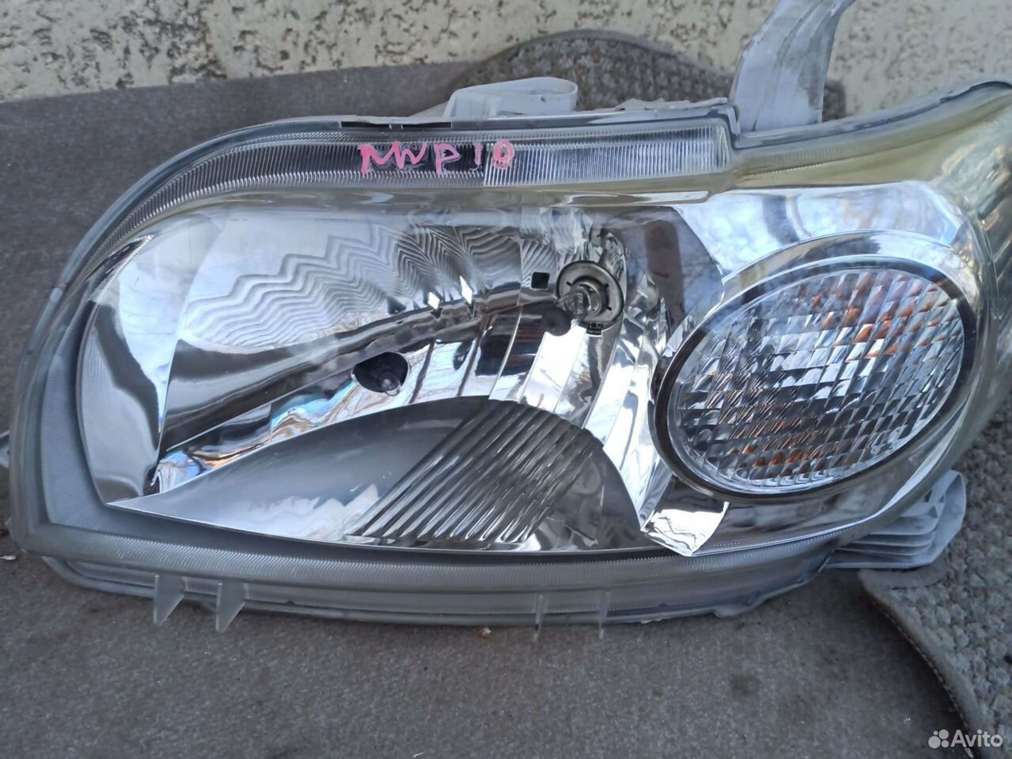 Фары Toyota Porte nnp10, 5700 рублей, Ленина