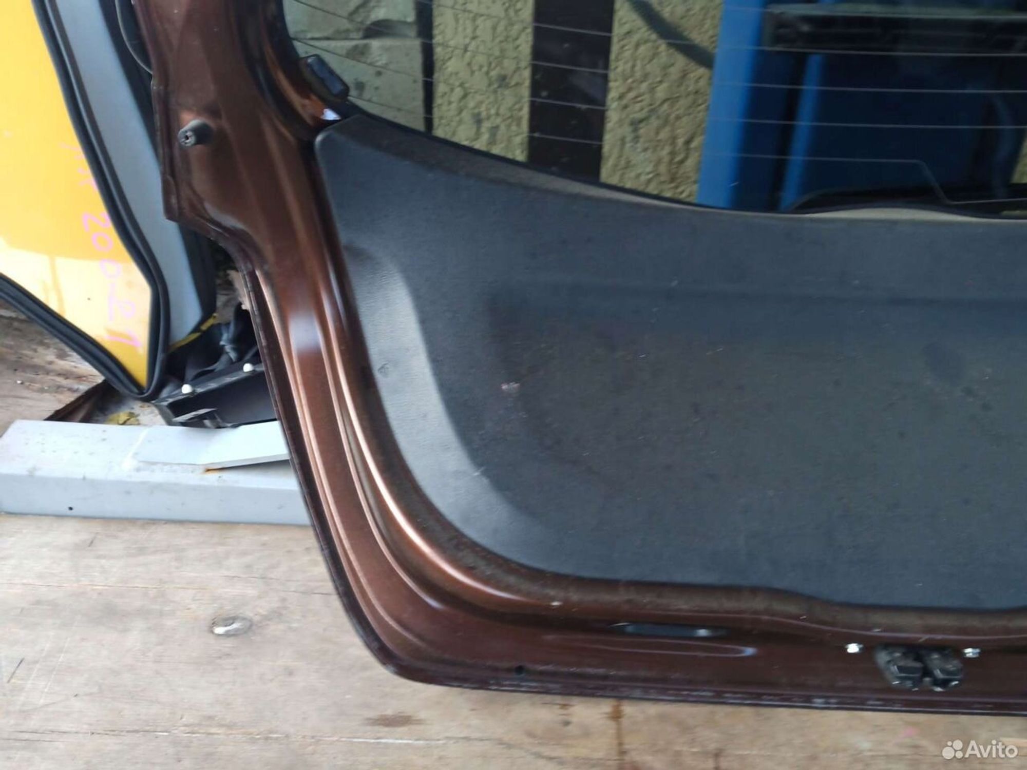 Дверь, крышка багажника Toyota Vitz 130, 10000 рублей, Ленина