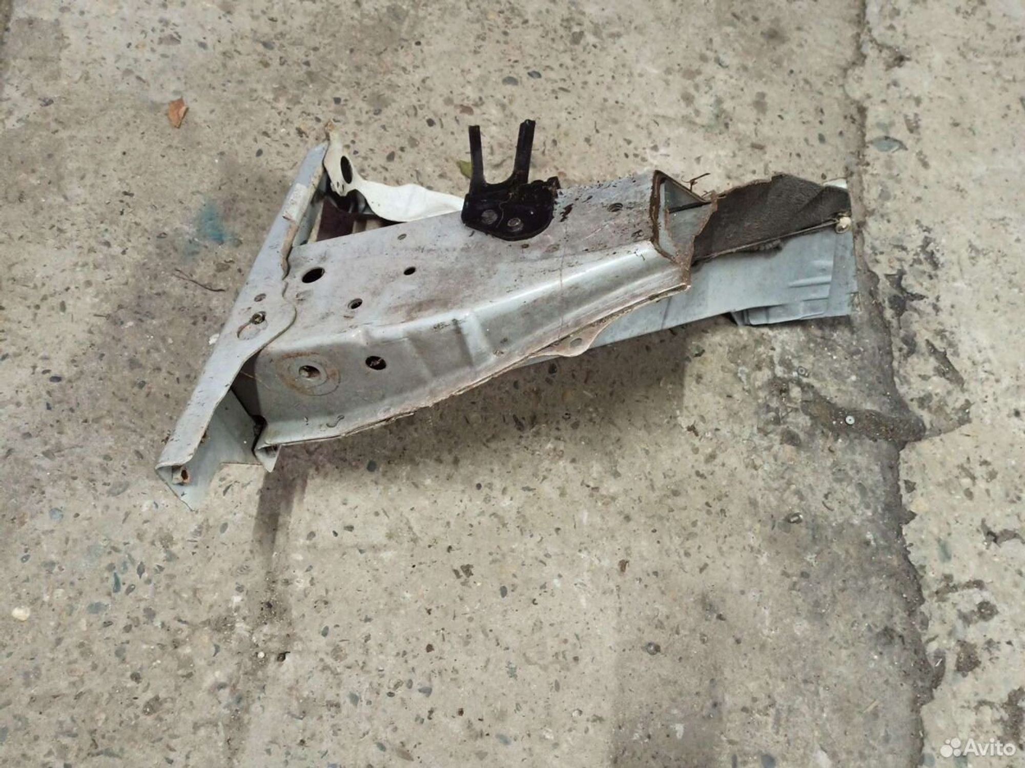 Лонжерон Nissan Teana j32 правый, 700 рублей, Ленина