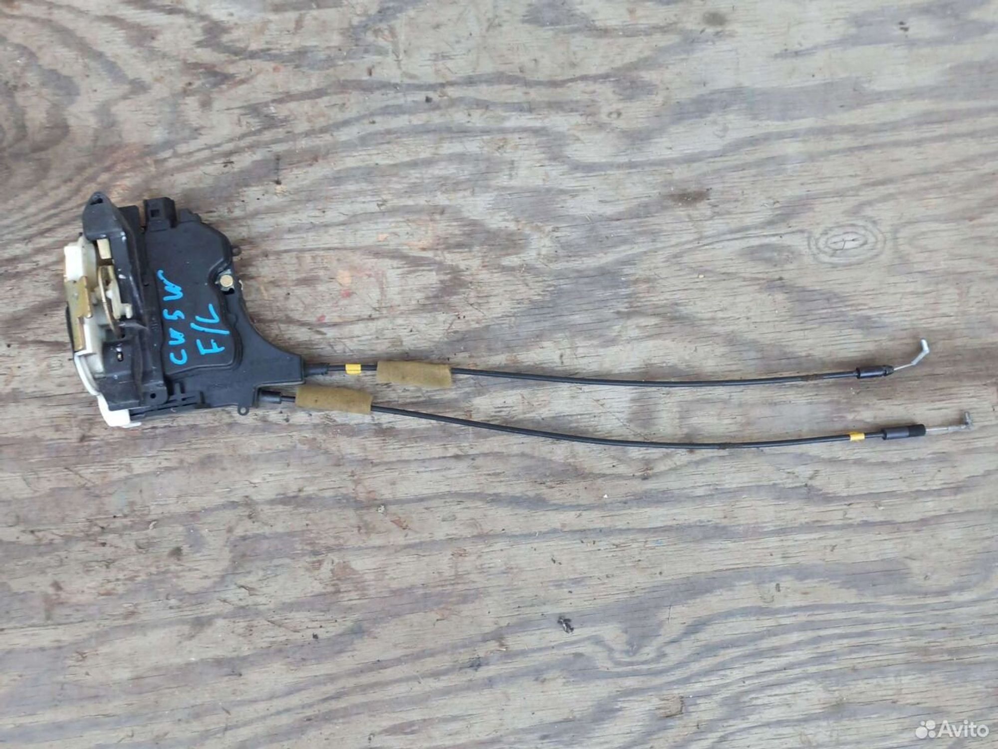 Замок двери Mitsubishi Outlander XL передний левый, 800 рублей, Ленина