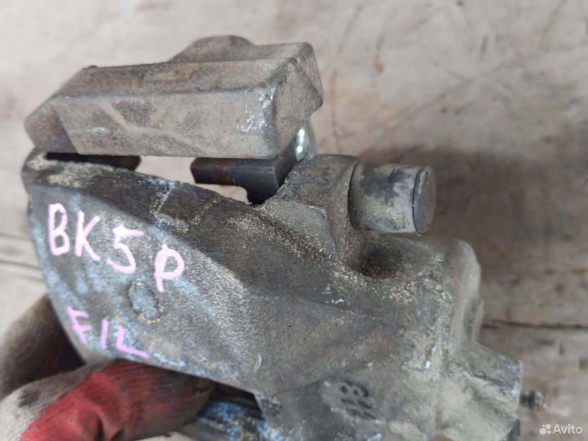 Суппорт Mazda 3 BK передний левый, 700 рублей, Ленина