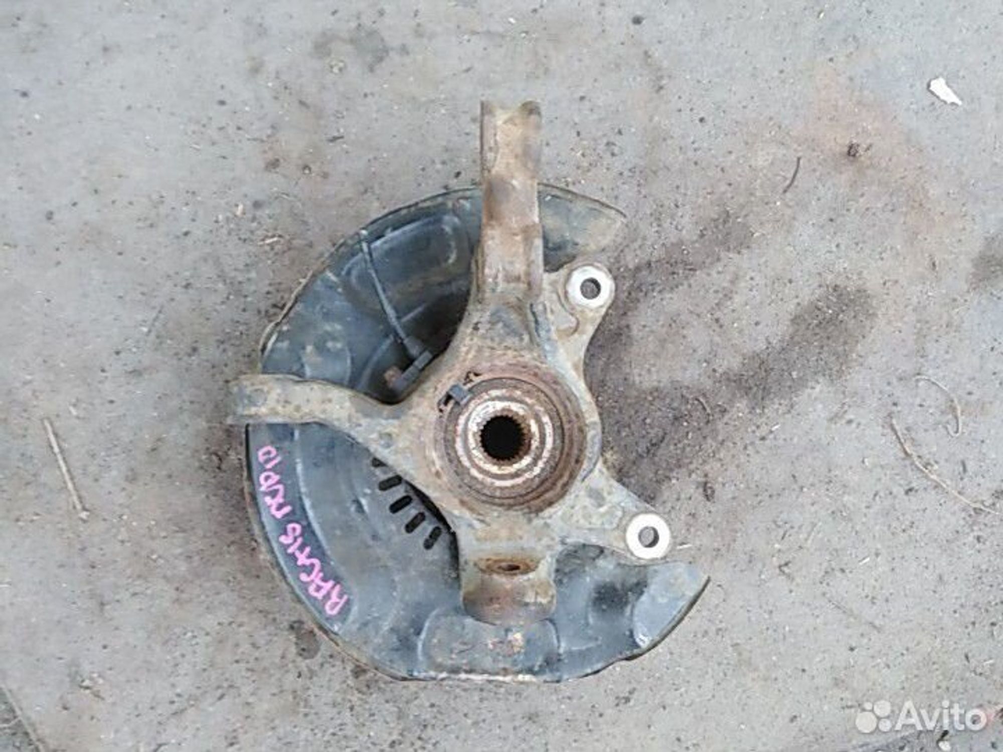 Ступица передняя левая Toyota Ractis scp100, 1500 рублей, Ленина