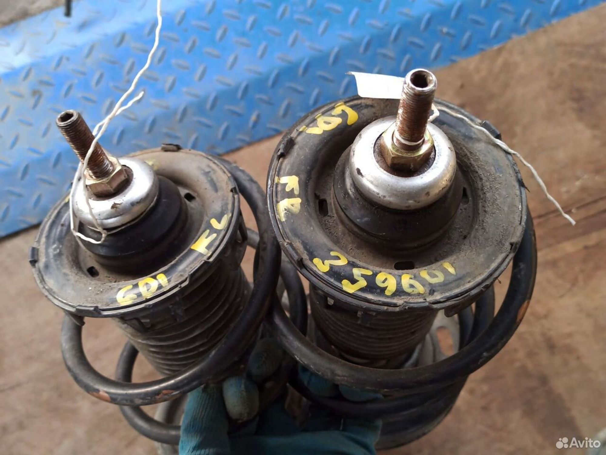 Стойки Honda Fit GD1 пара, 5000 рублей, Ленина