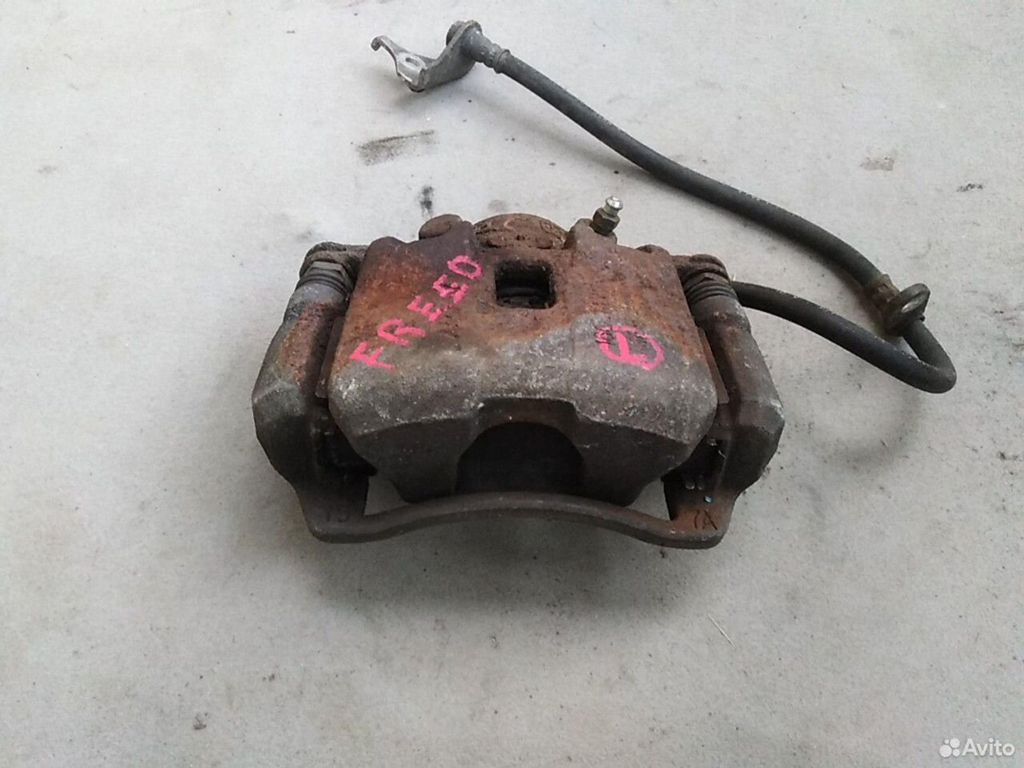 Тормозной суппорт Honda freed gb3 левый, 1000 рублей, Ленина