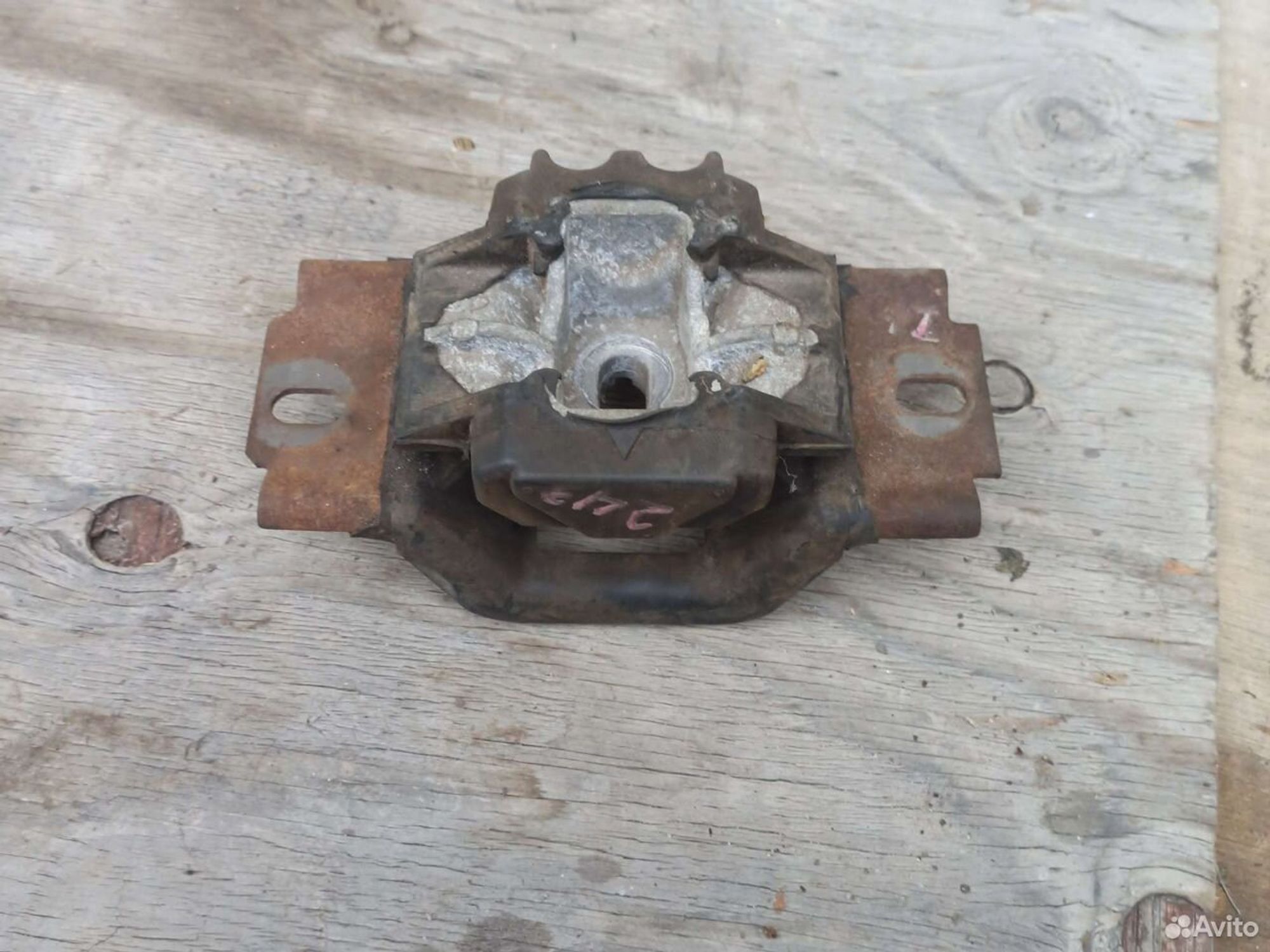 Подушка двигателя левая Mazda Demio DY3w, 1800 рублей, Ленина