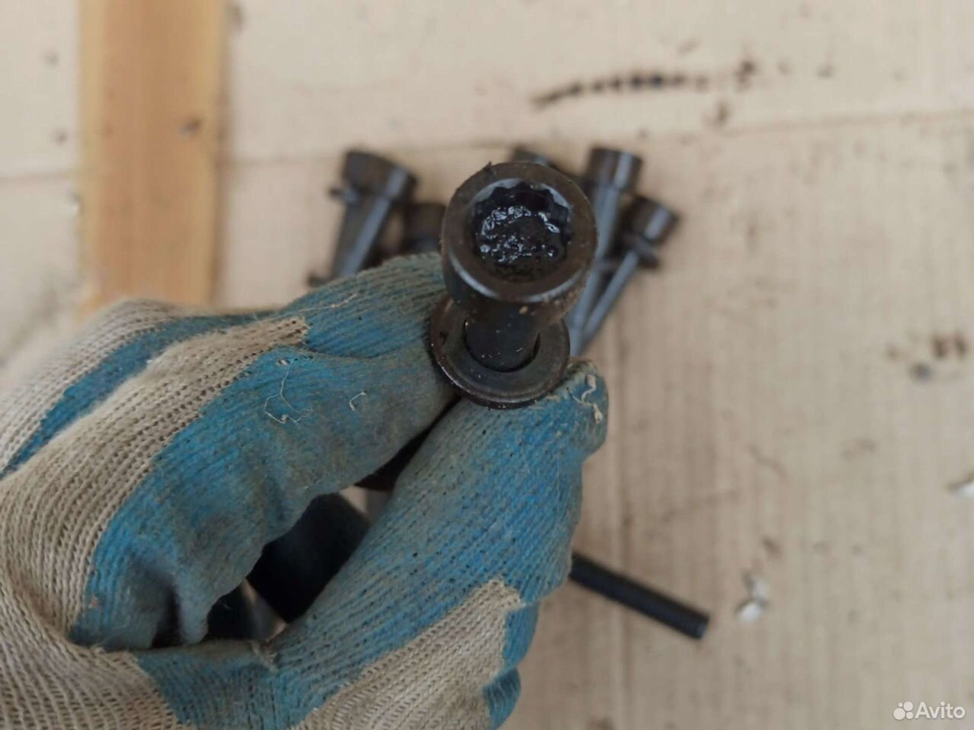 Болт гбц Toyota 1ZZ, 200 рублей, Ленина