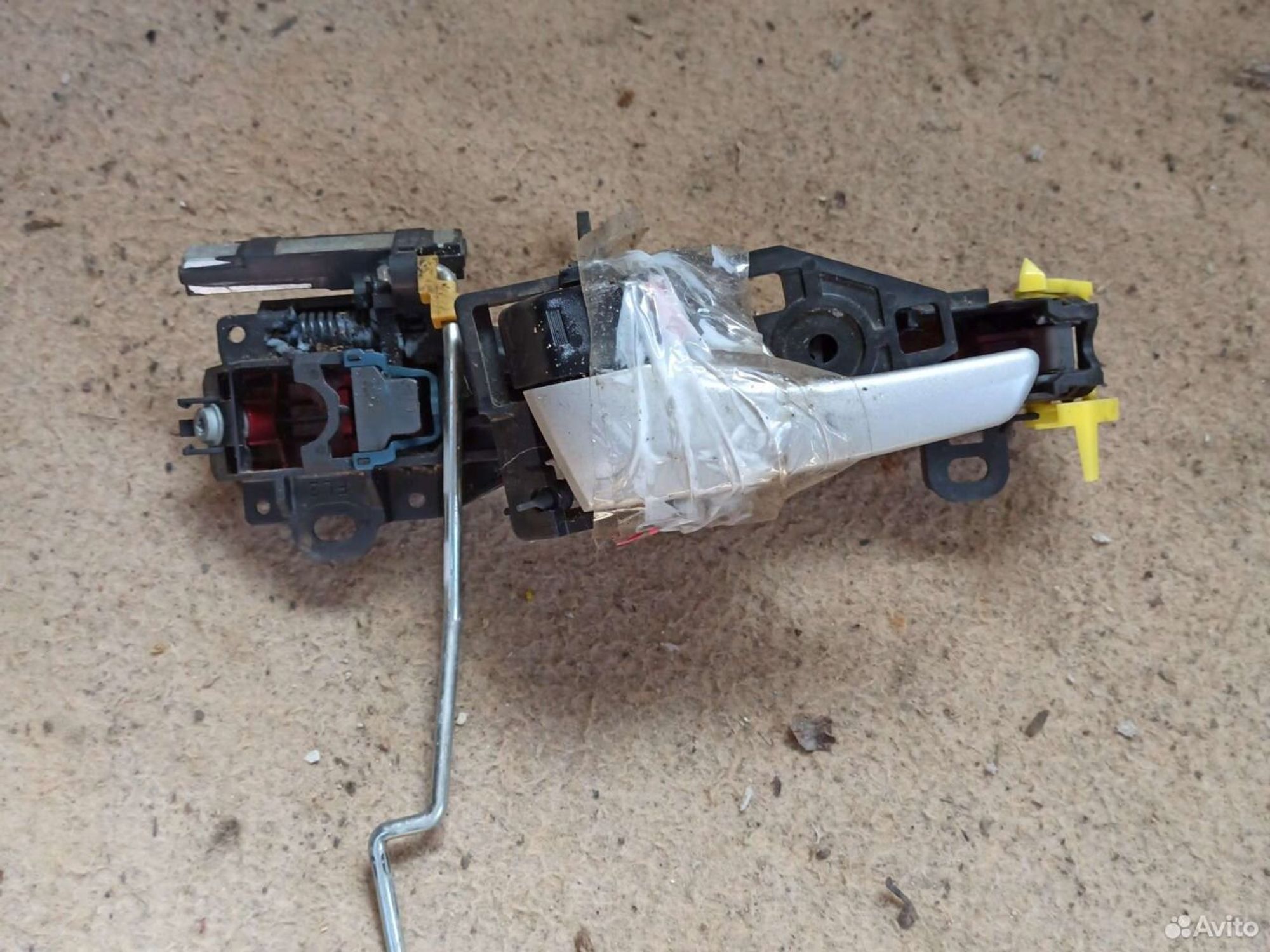 Ручка двери левая Toyota Prius zvw30, 700 рублей, Ленина