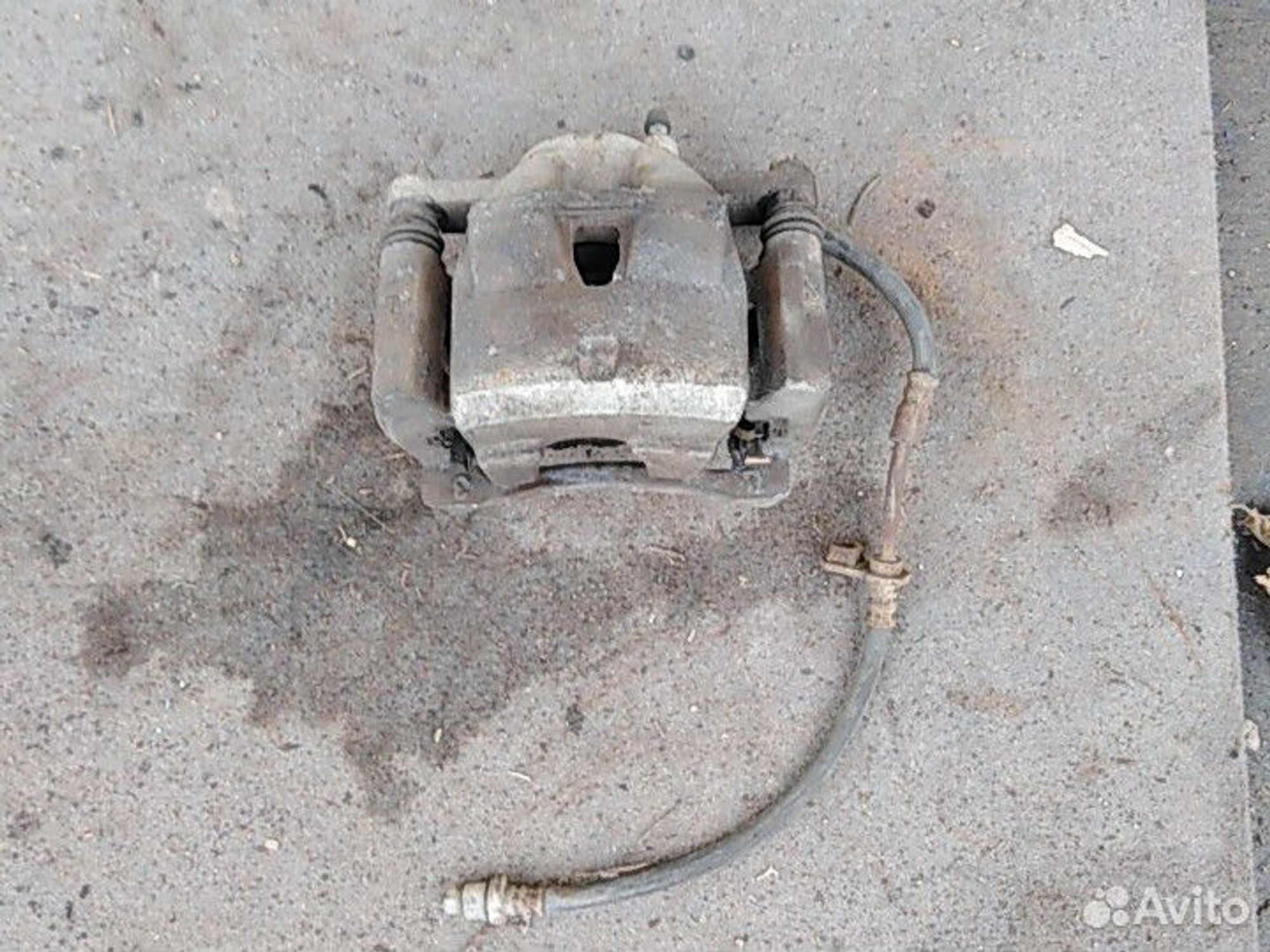 Суппорт левый Toyota Ractis ncp100, 800 рублей, Ленина