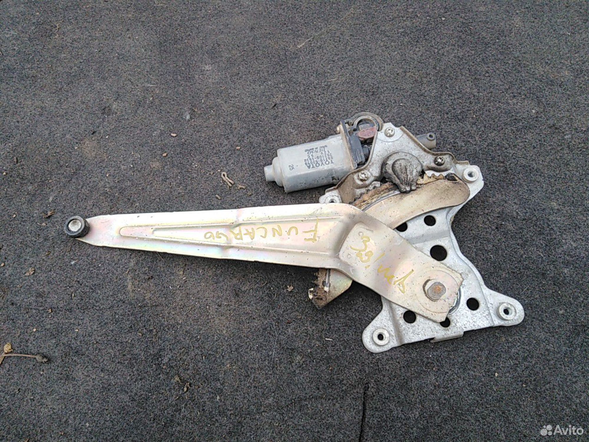 Стеклоподъёмник задний левый Toyota Funcargo ncp20, 350 рублей, Ленина