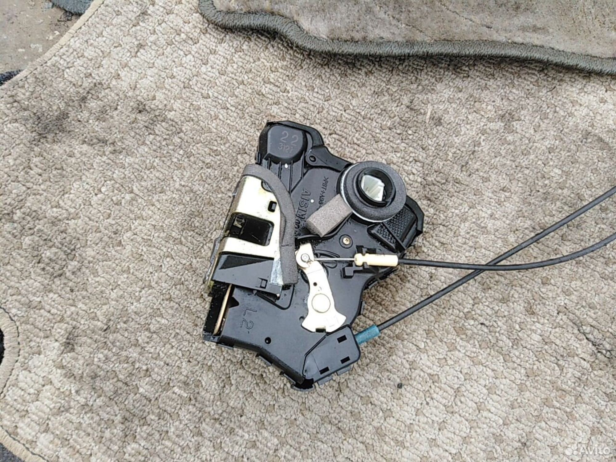 Замок двери Toyota Ist, 1000 рублей, Ленина