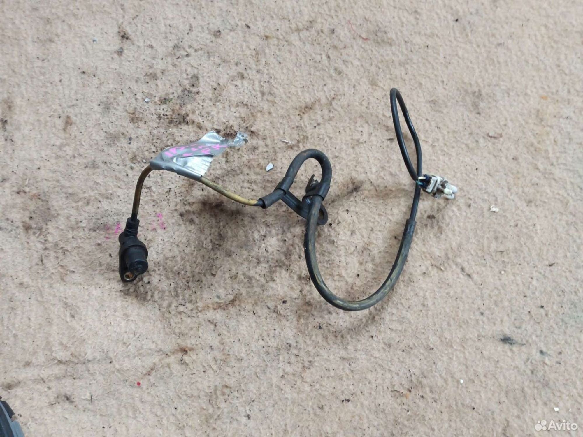 Датчик ABS Toyota Ipsum acm21 правый, 600 рублей, Ленина