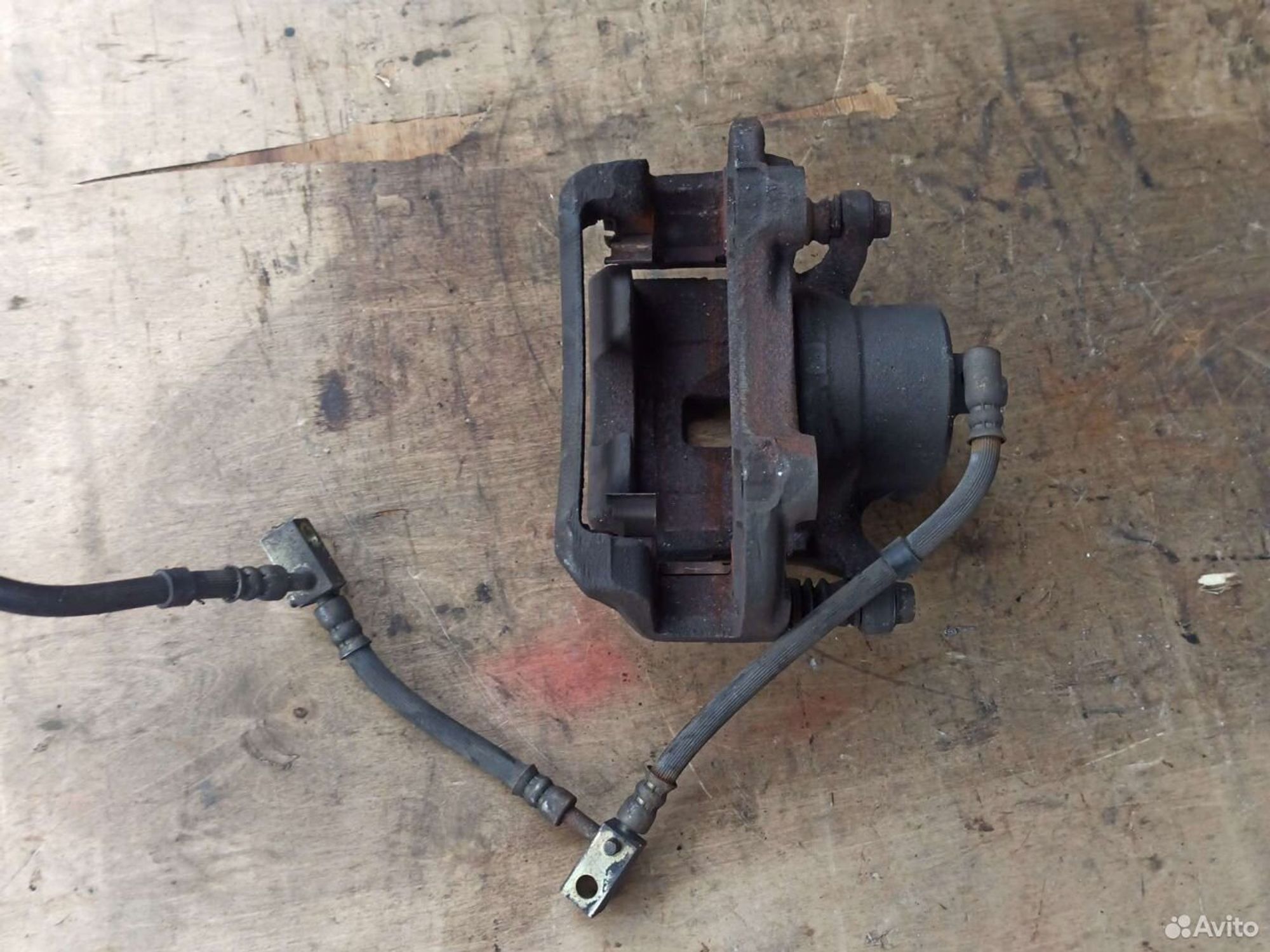 Тормозной суппорт Nissan Primera tp12, 800 рублей, Ленина