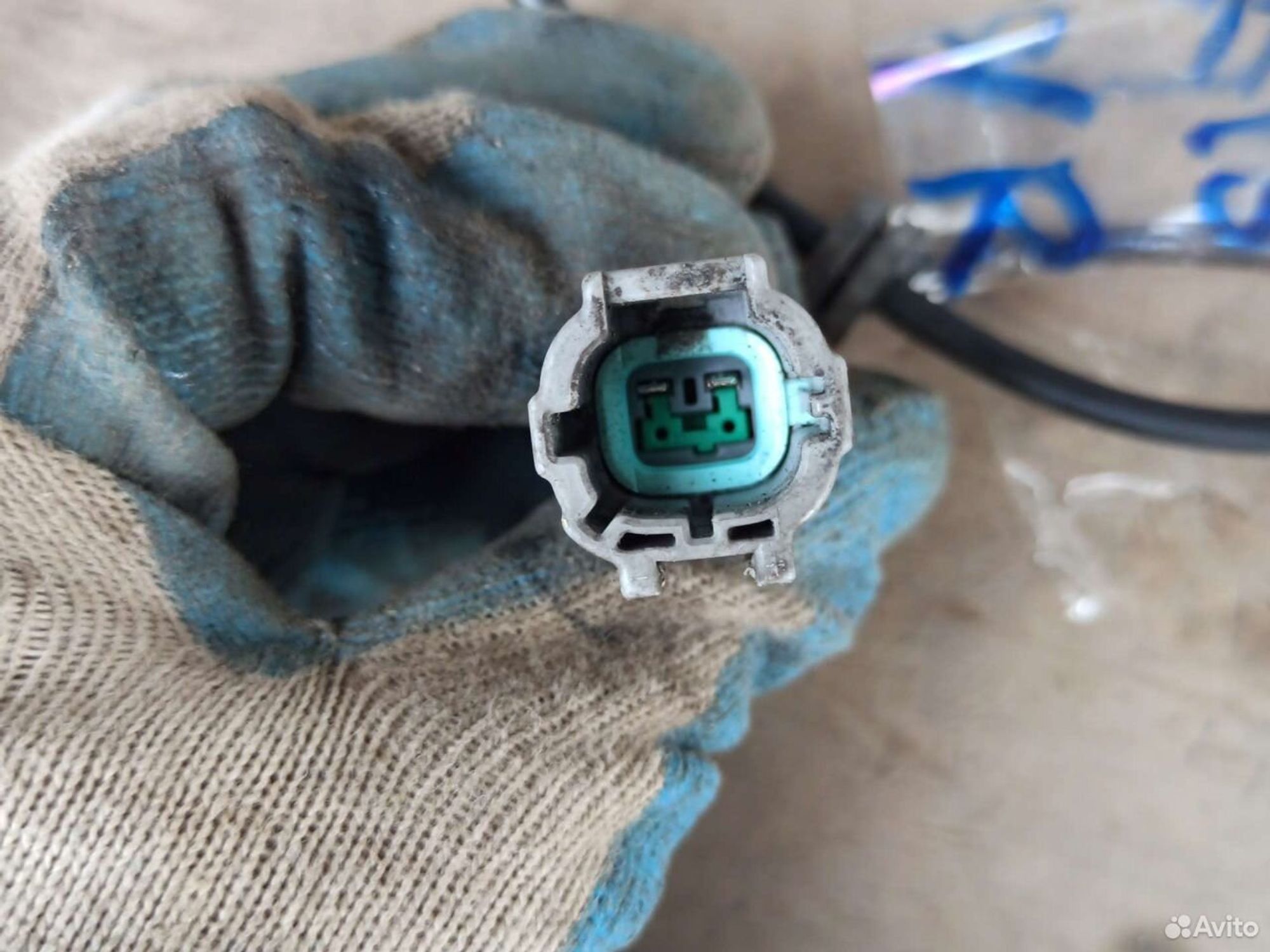 Датчик ABS Nissan Sunny fb15 задний правый, 1000 рублей, Ленина