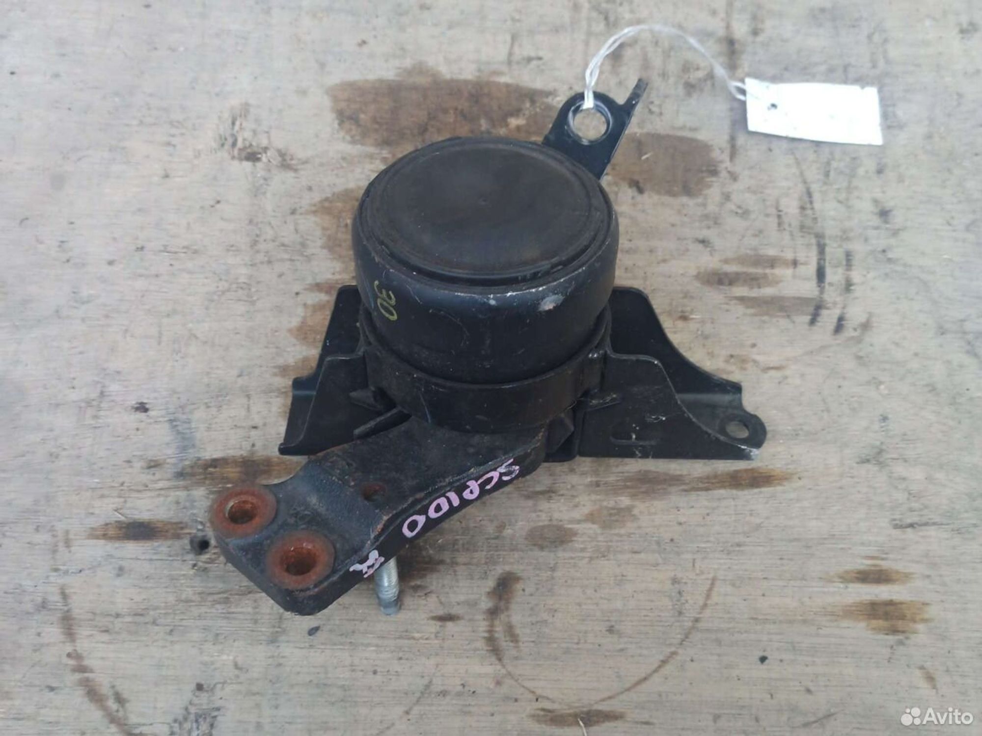 Подушка двигателя правая Toyota Ractis scp100, 1200 рублей, Ленина