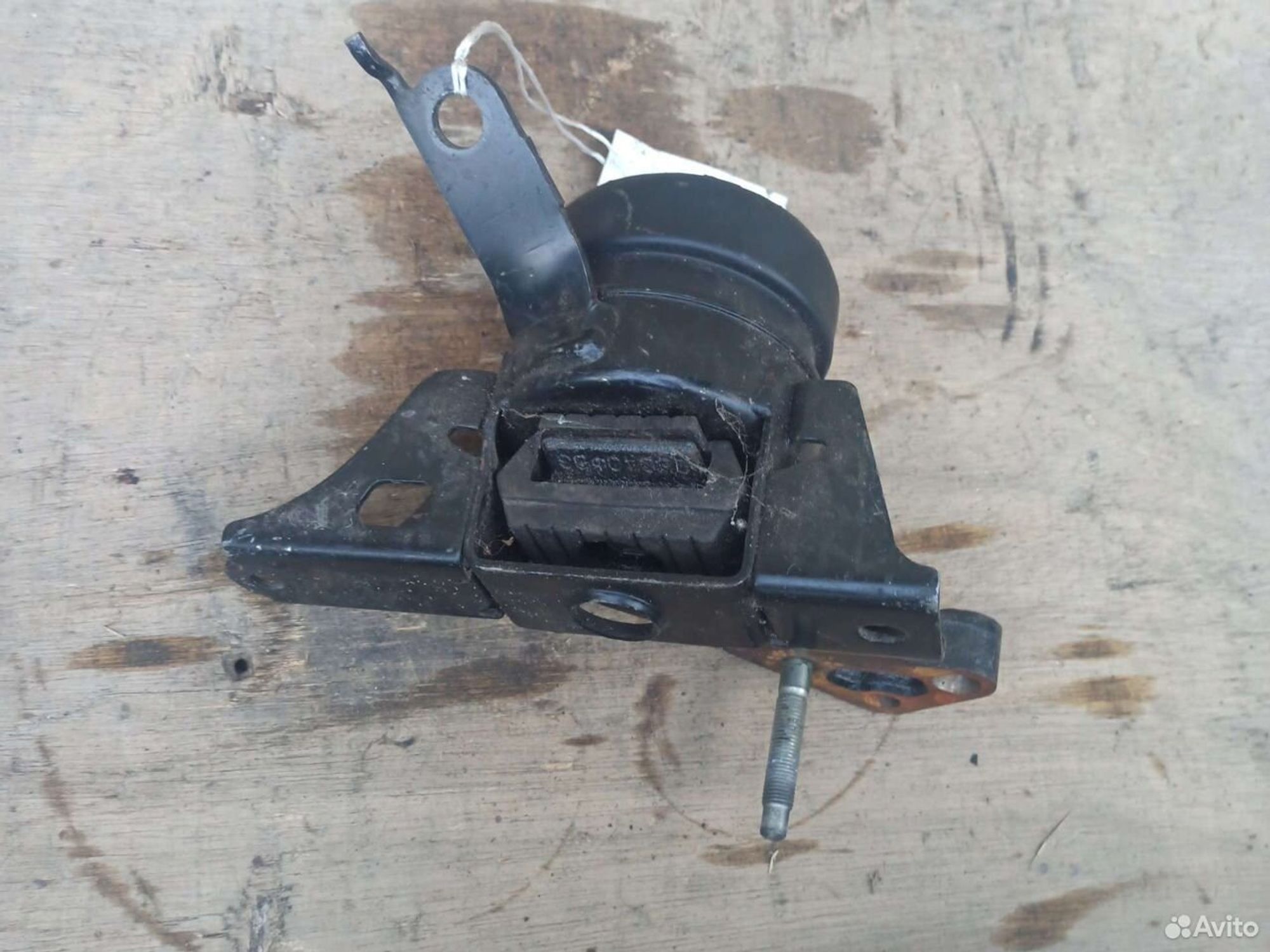 Подушка двигателя правая Toyota Ractis scp100, 1200 рублей, Ленина