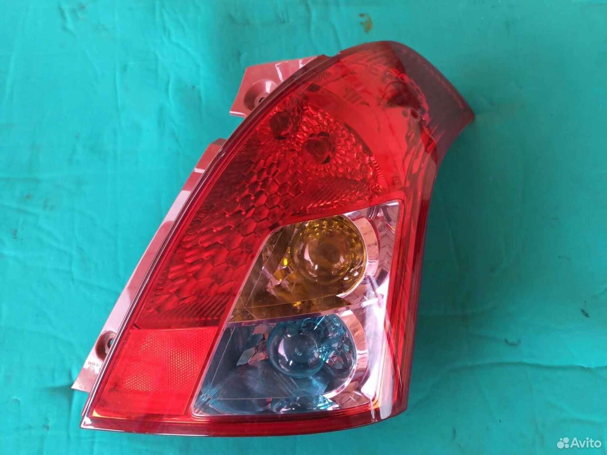 Стоп, фонарь правый Suzuki Swift zc71s, 2500 рублей, Ленина