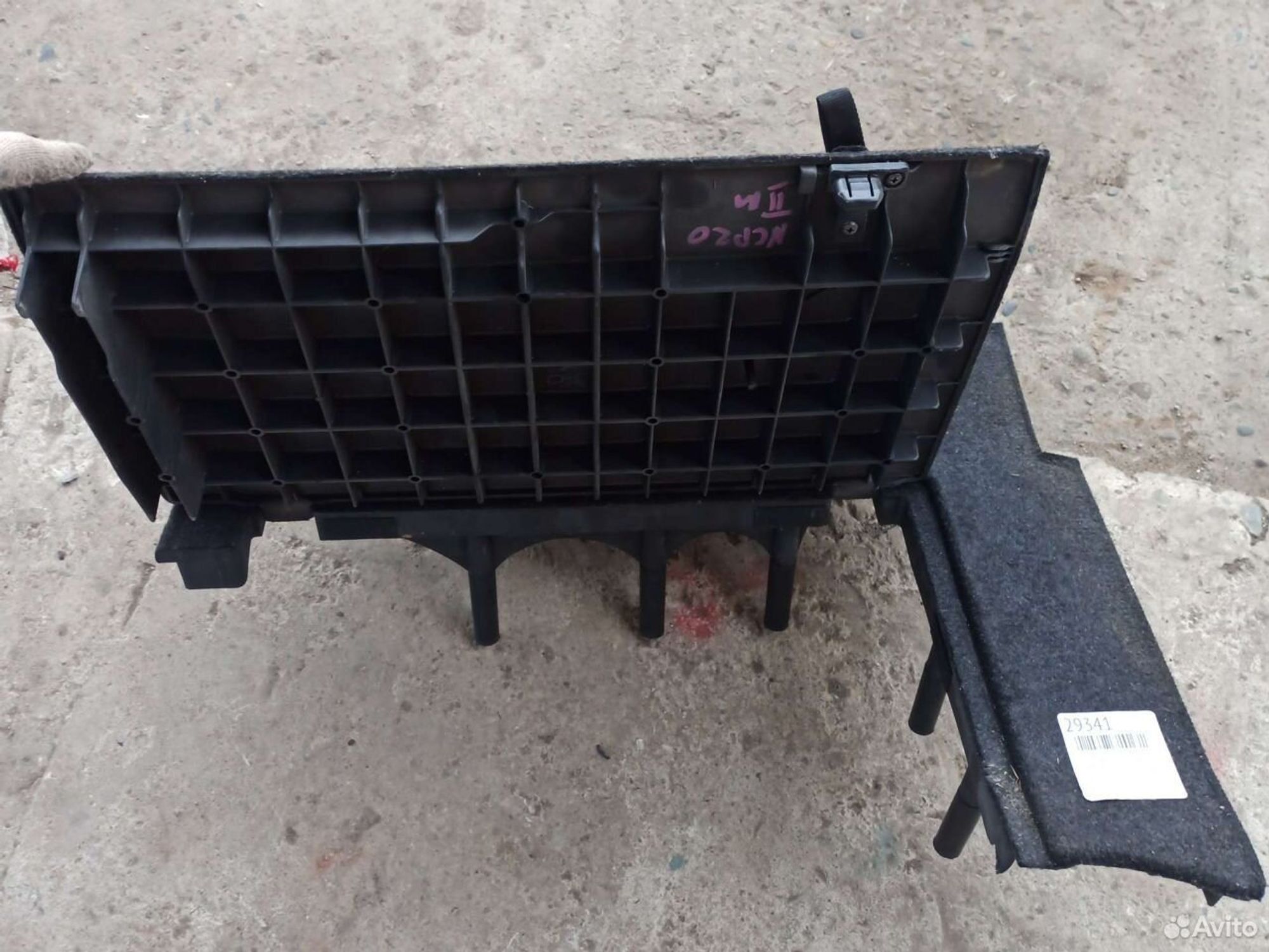 Пол Toyota Funcargo задний правый, 4000 рублей, Ленина