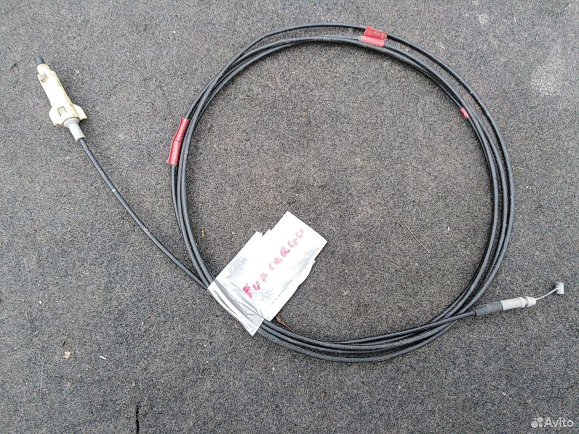 Трос лючка бензобака Toyota Funcargo, 1000 рублей, Ленина