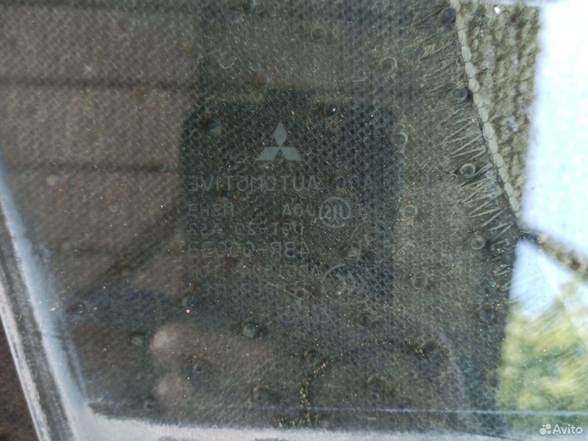 Стекло Mitsubishi Lancer 10 переднее правое, 1200 рублей, Ленина