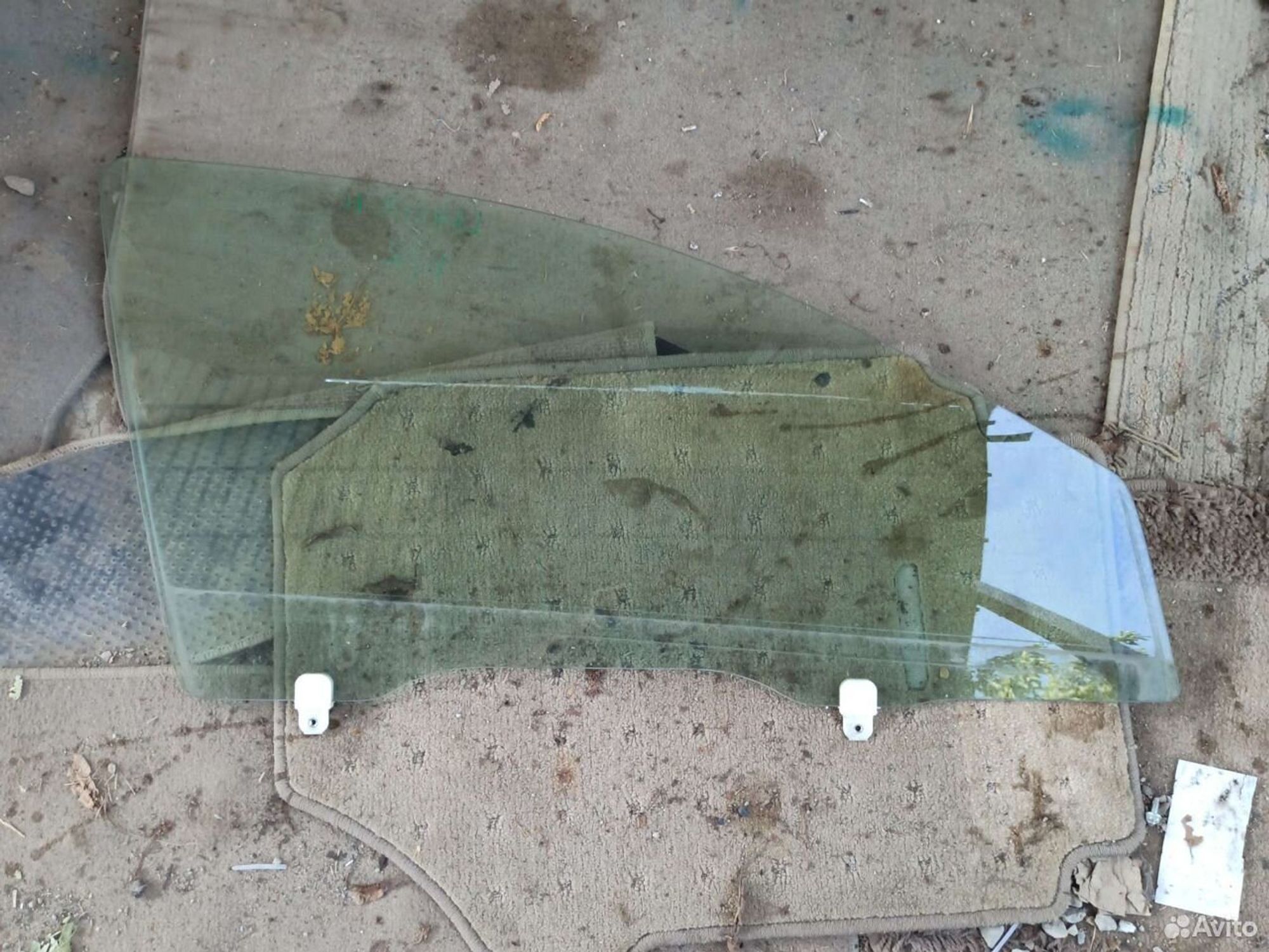 Стекло Mitsubishi Lancer 10 переднее правое, 1200 рублей, Ленина