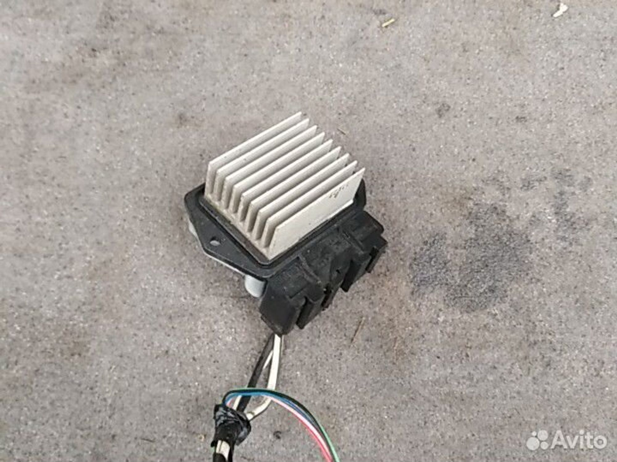 Регулятор вентилятора печки Toyota Prius nhw20, 1000 рублей, Ленина