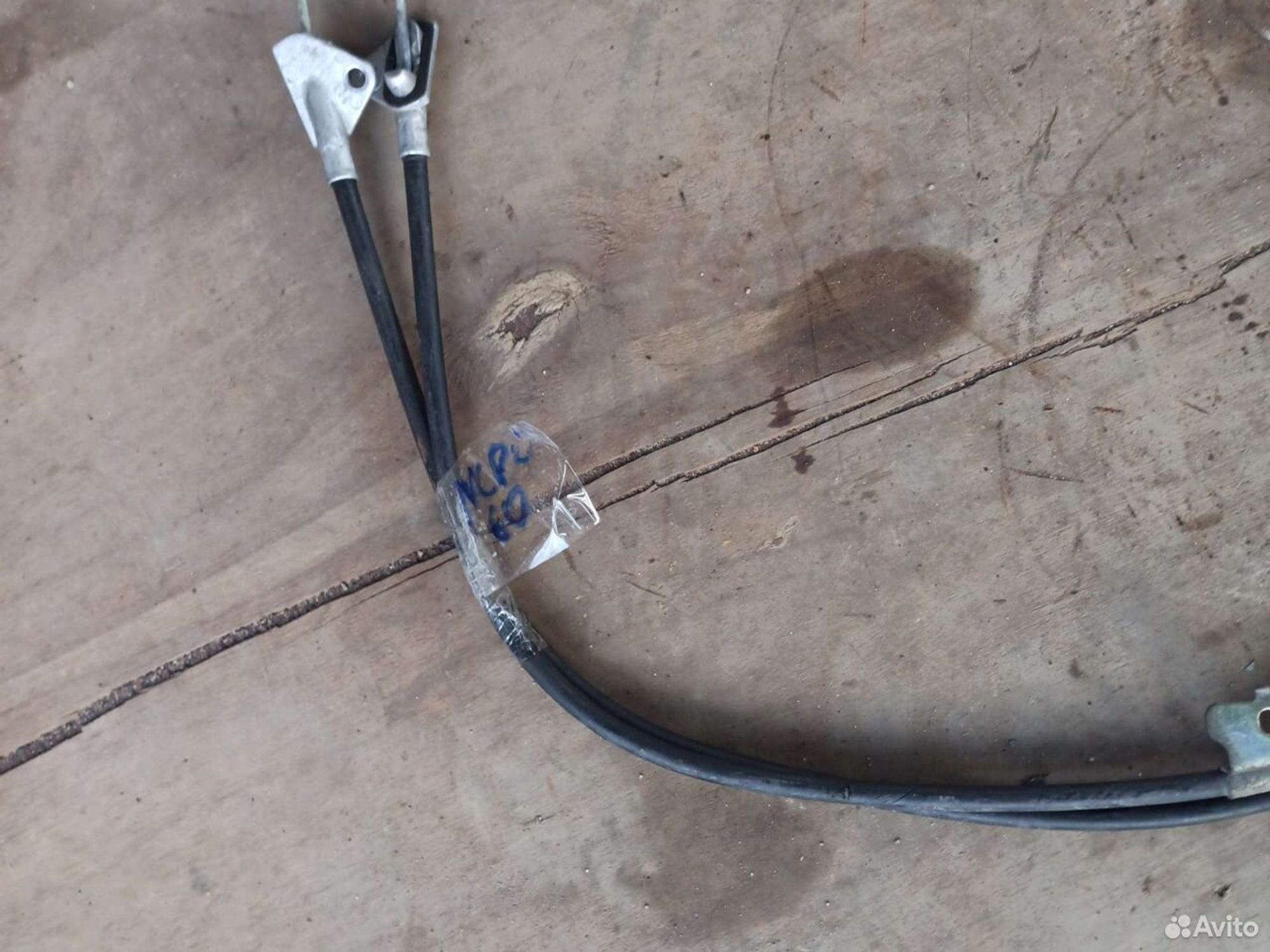 Трос ручника Toyota Ist, 2500 рублей, Ленина