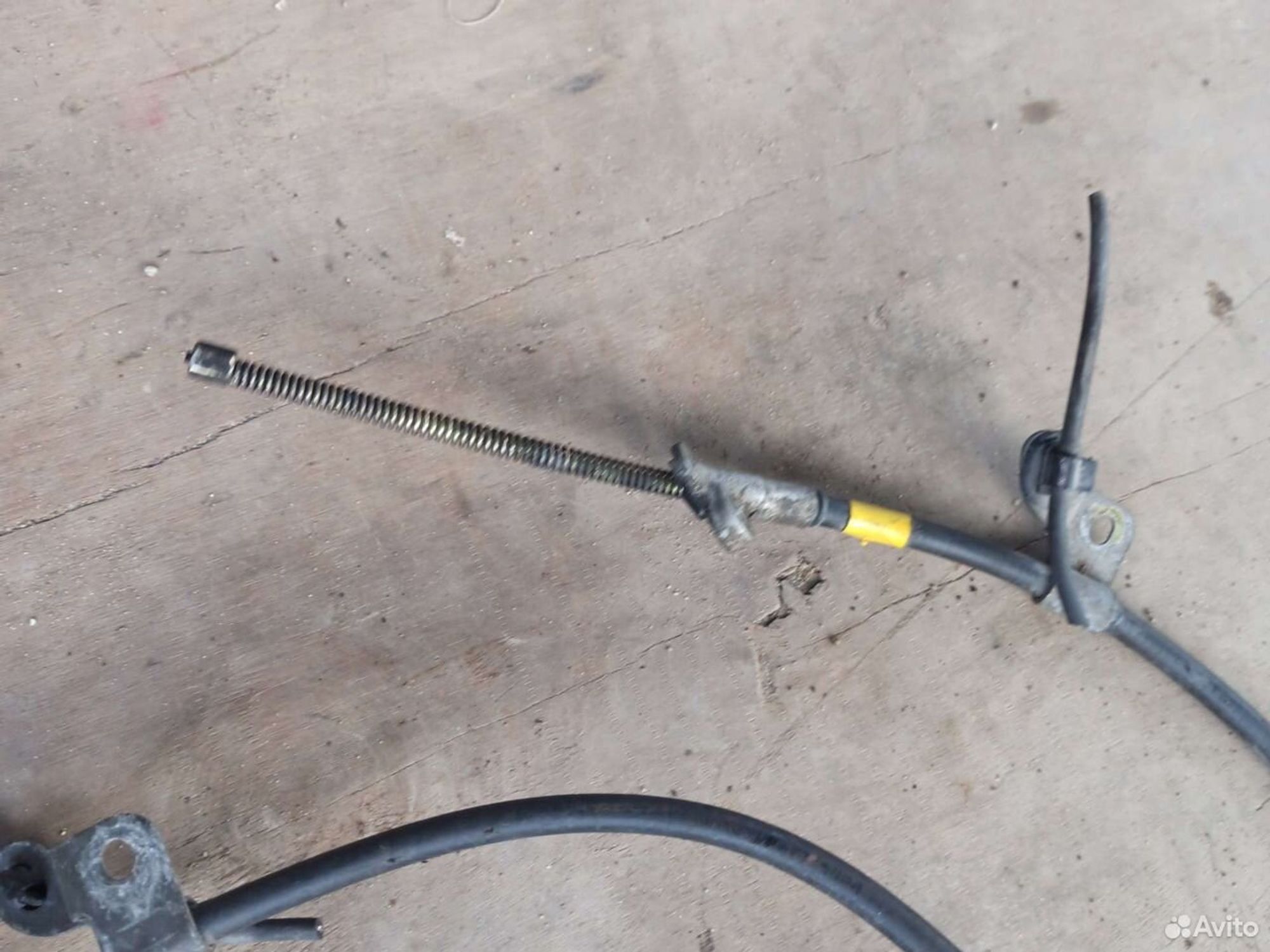 Трос ручника Toyota Ist, 2500 рублей, Ленина