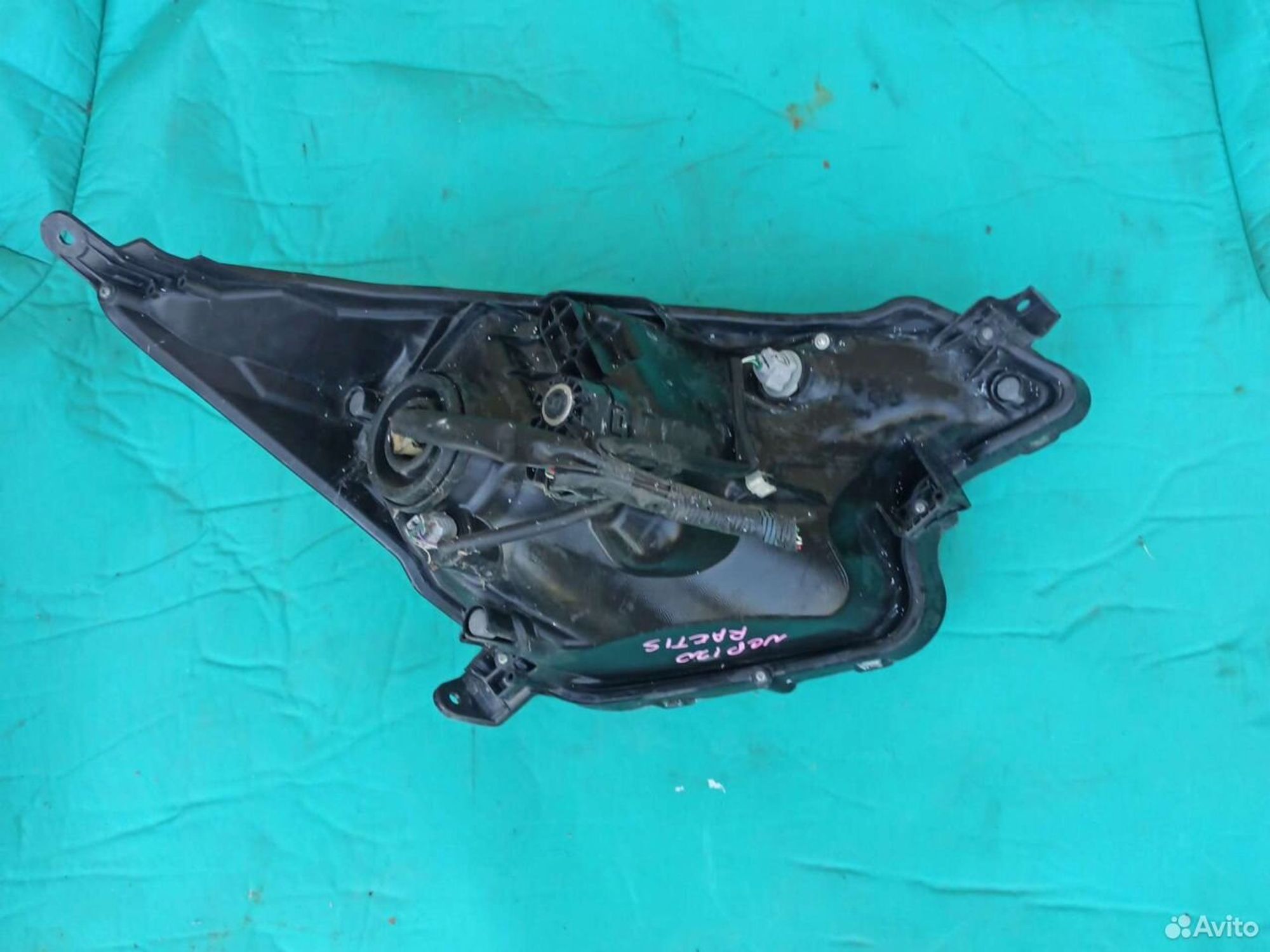 Фара левая Toyota Ractis 120, 4500 рублей, Ленина