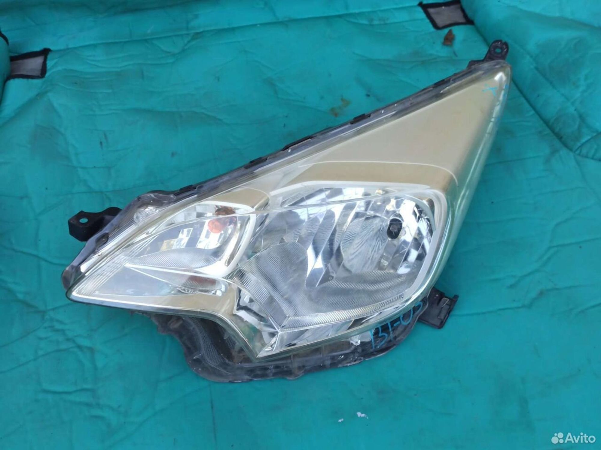Фара левая Toyota Ractis 120, 4500 рублей, Ленина