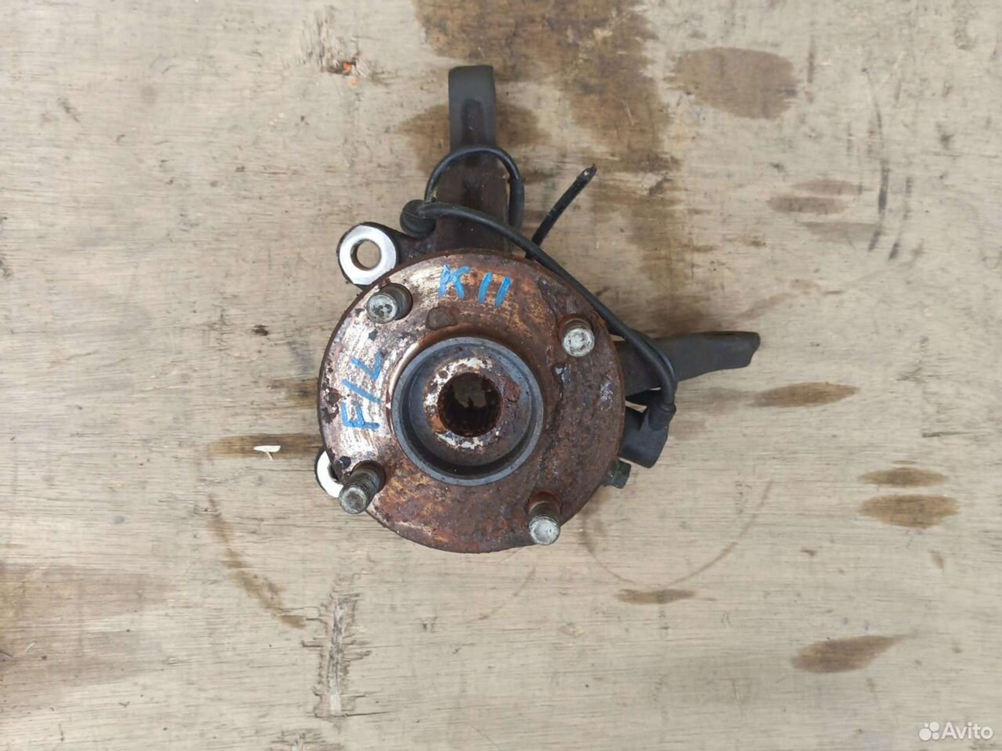 Ступица Nissan March k11 передняя левая, 1000 рублей, Ленина