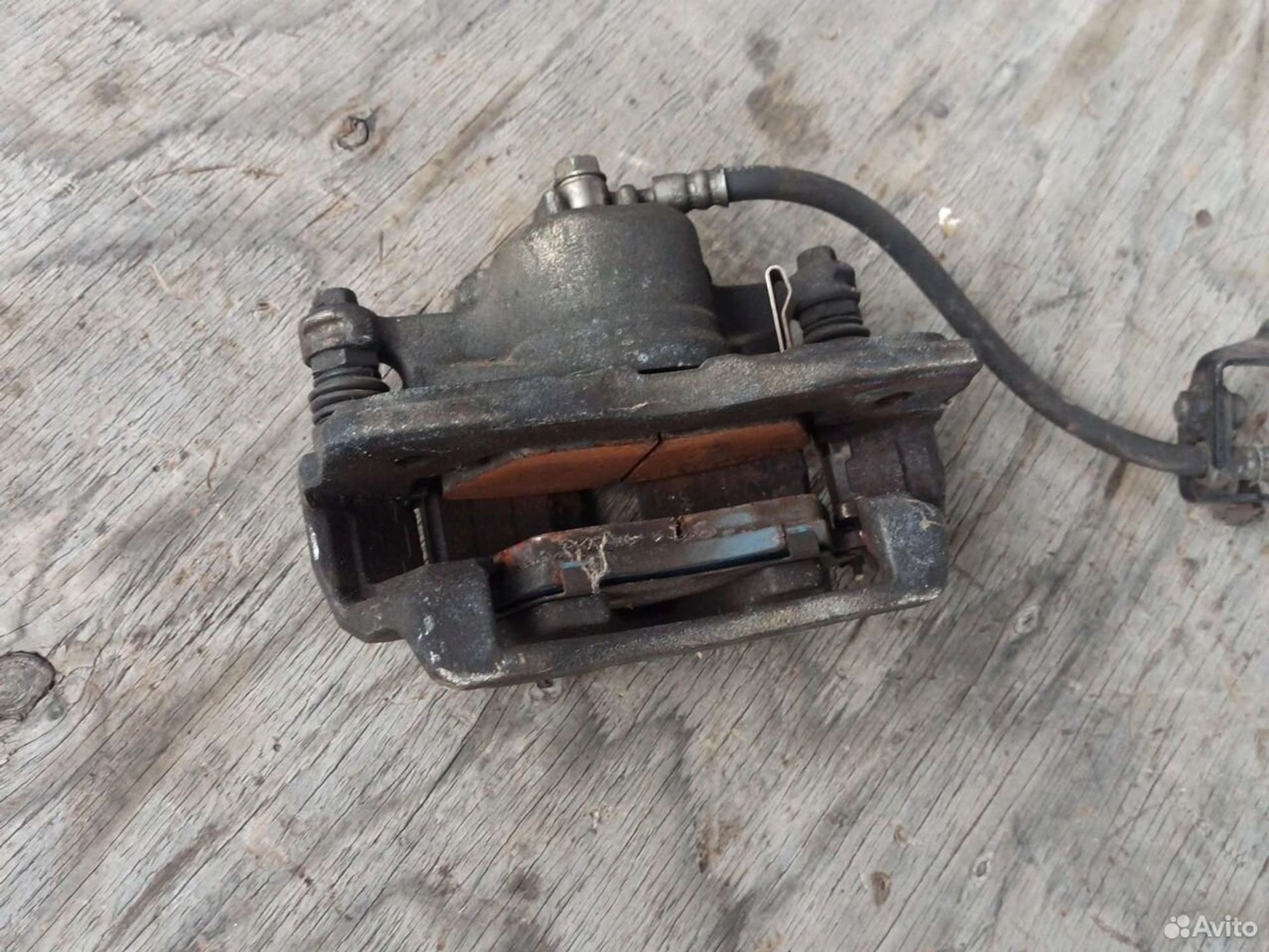 Суппорт Honda Airwave GJ1 передний правый, 1300 рублей, Ленина