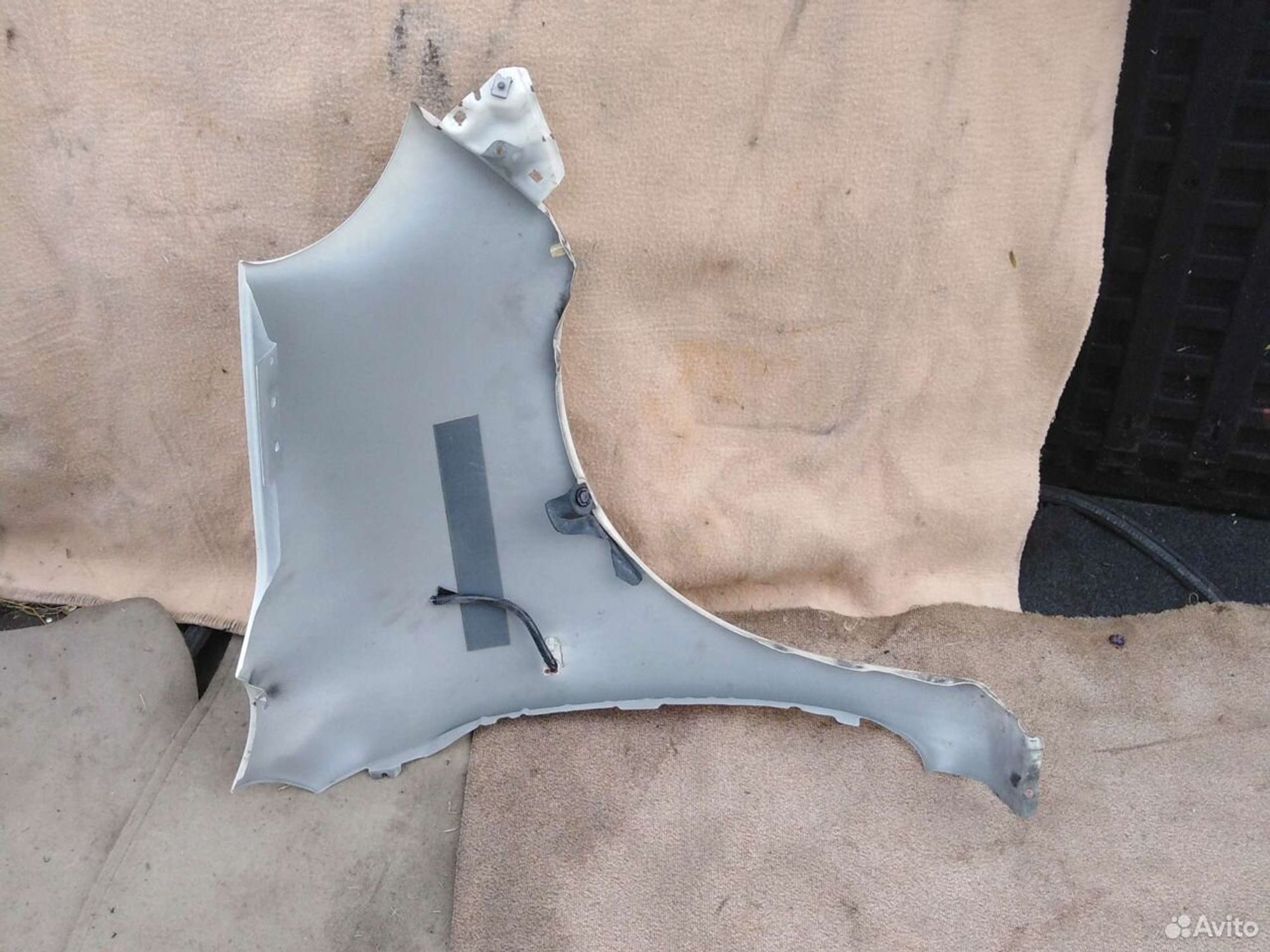 Крыло Nissan March k13, 1500 рублей, Ленина