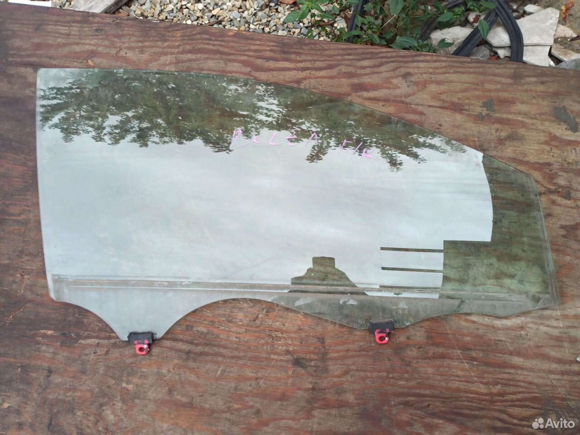 Стекло Toyota belta, Yaris переднее правое, 1000 рублей, Ленина