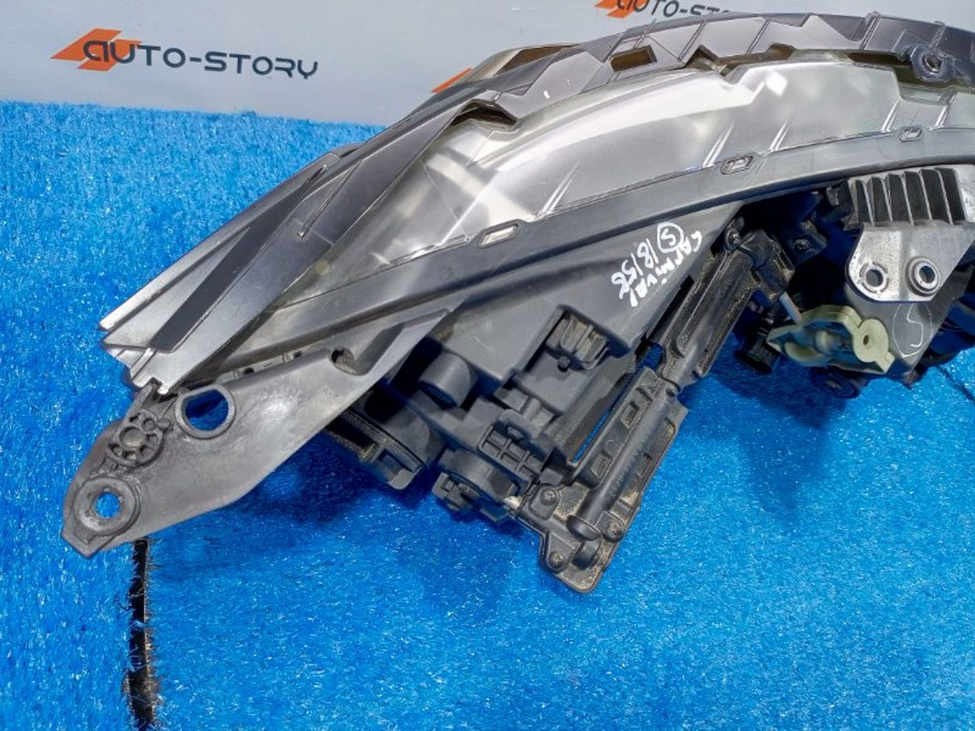 https://ycs.partsauto.market/partsauto-images/thmbs/dc0eef04b6e03176379763a38d44e994/09ed6b7456df6af8bd4d567af9e349d3/0731b96919432edbe641dd59cbaeb0f4.jpg