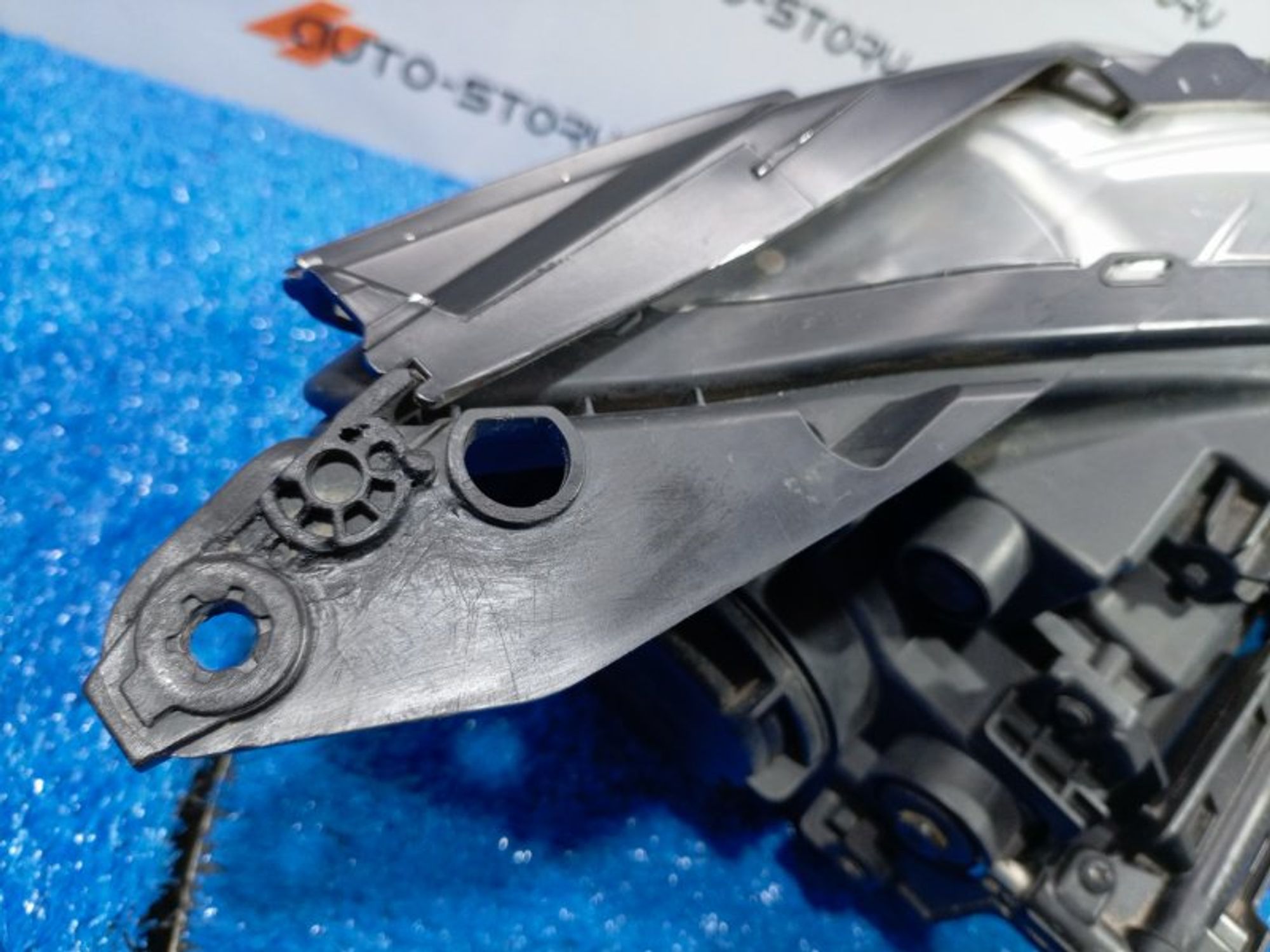 https://ycs.partsauto.market/partsauto-images/thmbs/dc0eef04b6e03176379763a38d44e994/09ed6b7456df6af8bd4d567af9e349d3/633f8ae8206dcd7da785f0c818dafc54.jpg