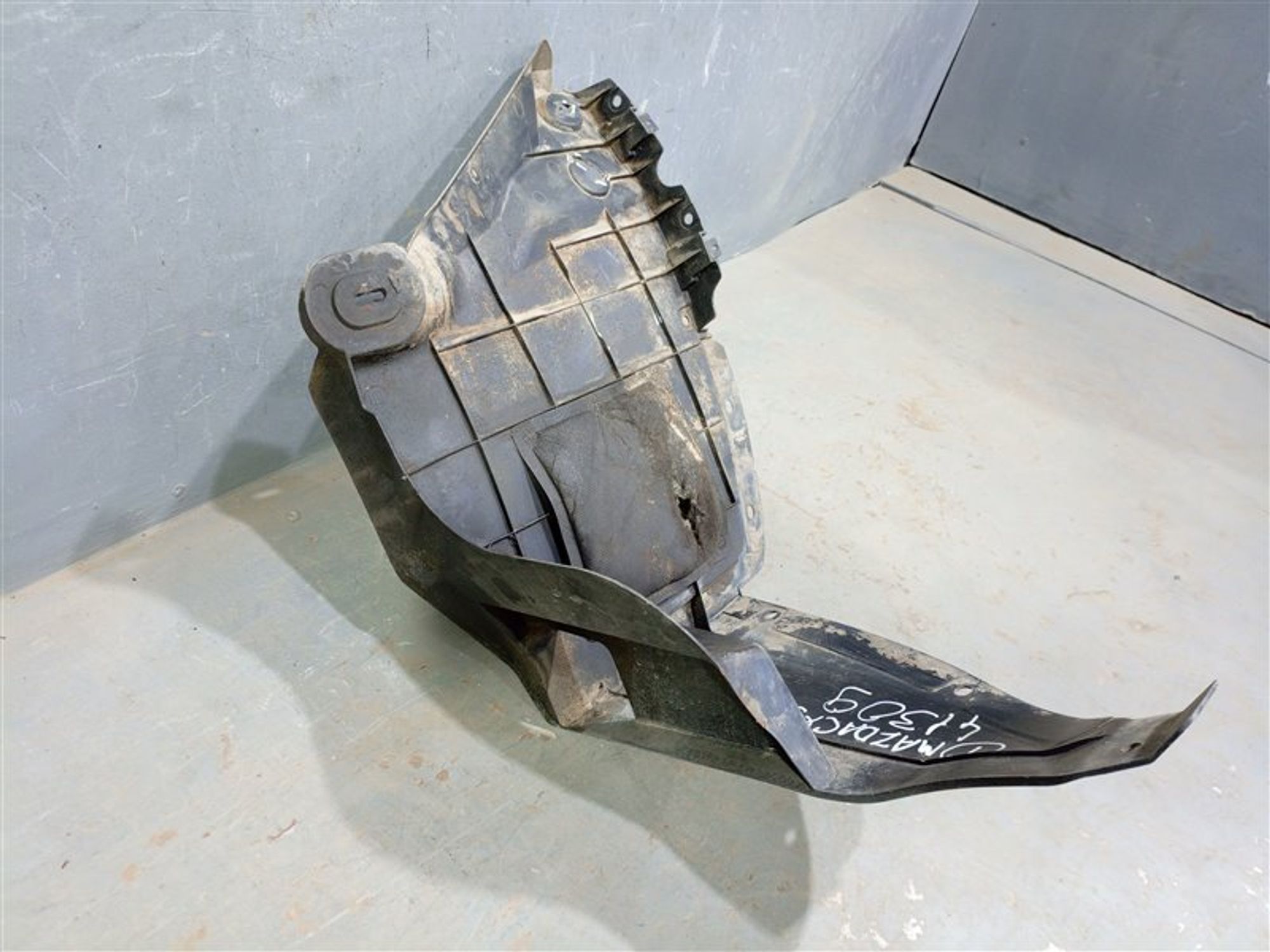 https://ycs.partsauto.market/partsauto-images/thmbs/dc0eef04b6e03176379763a38d44e994/0a7bfb550e820877aad9992aa815b5d9/d79b363d2a7a7c057e0dae468fc88bd8.jpg