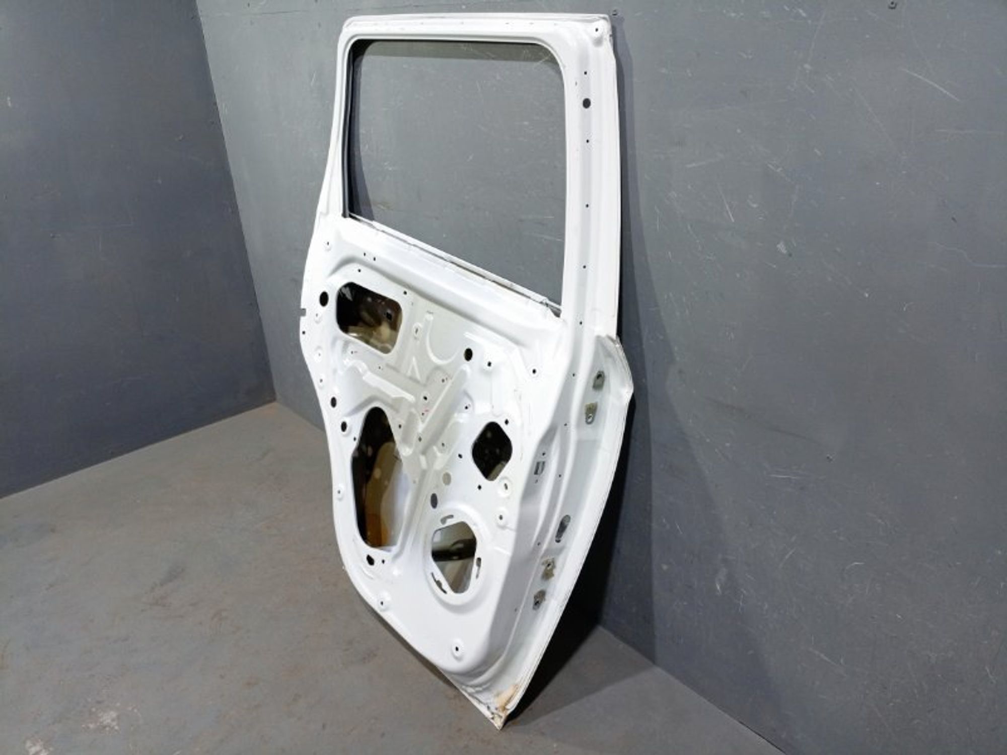 https://ycs.partsauto.market/partsauto-images/thmbs/dc0eef04b6e03176379763a38d44e994/112467db75d0f99eaf27bfb97045ddfa/497ec5014c749172c6d3e613e66ae08c.jpg