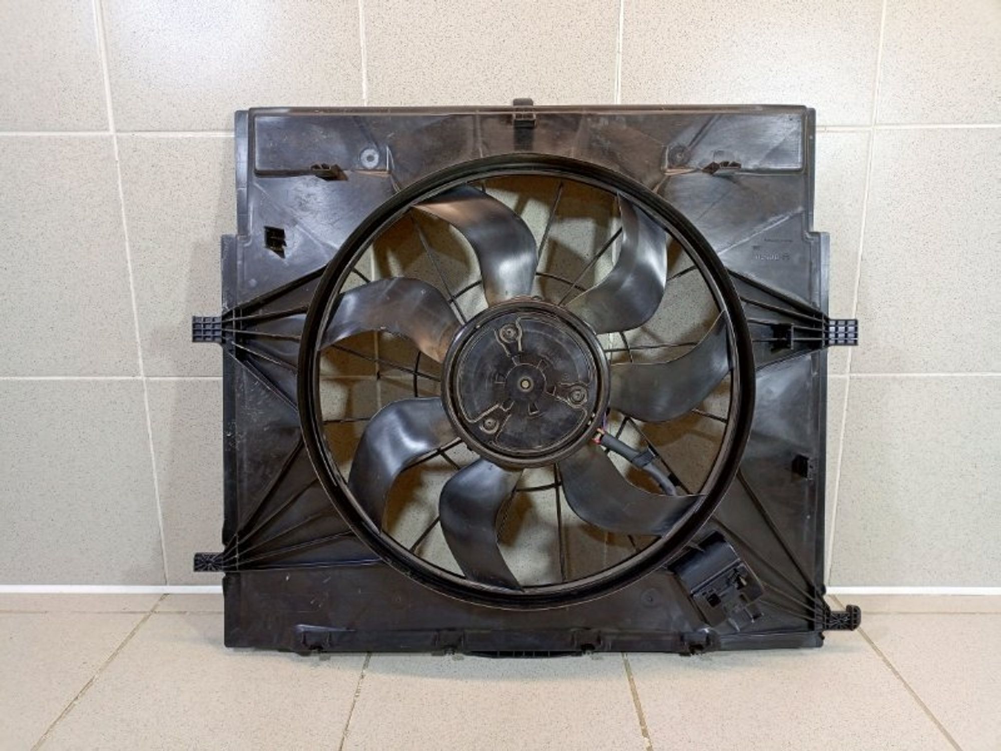 https://ycs.partsauto.market/partsauto-images/thmbs/dc0eef04b6e03176379763a38d44e994/1439778d29f482971a79b80a1abaff61/118082efbd16dfa45d10808ea8a71fcd.jpg
