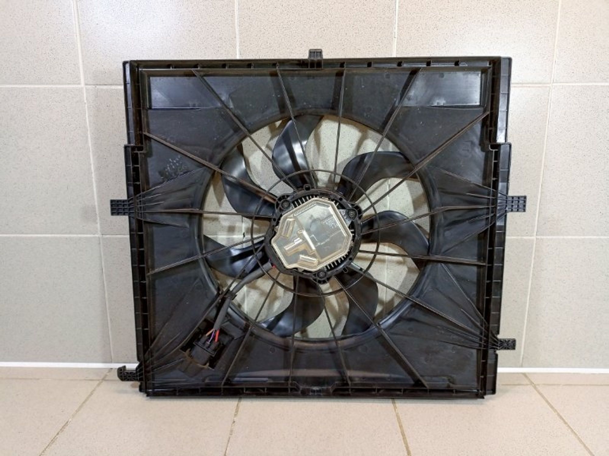 https://ycs.partsauto.market/partsauto-images/thmbs/dc0eef04b6e03176379763a38d44e994/1439778d29f482971a79b80a1abaff61/27169d3e0b6b644320b5644a23bf8843.jpg