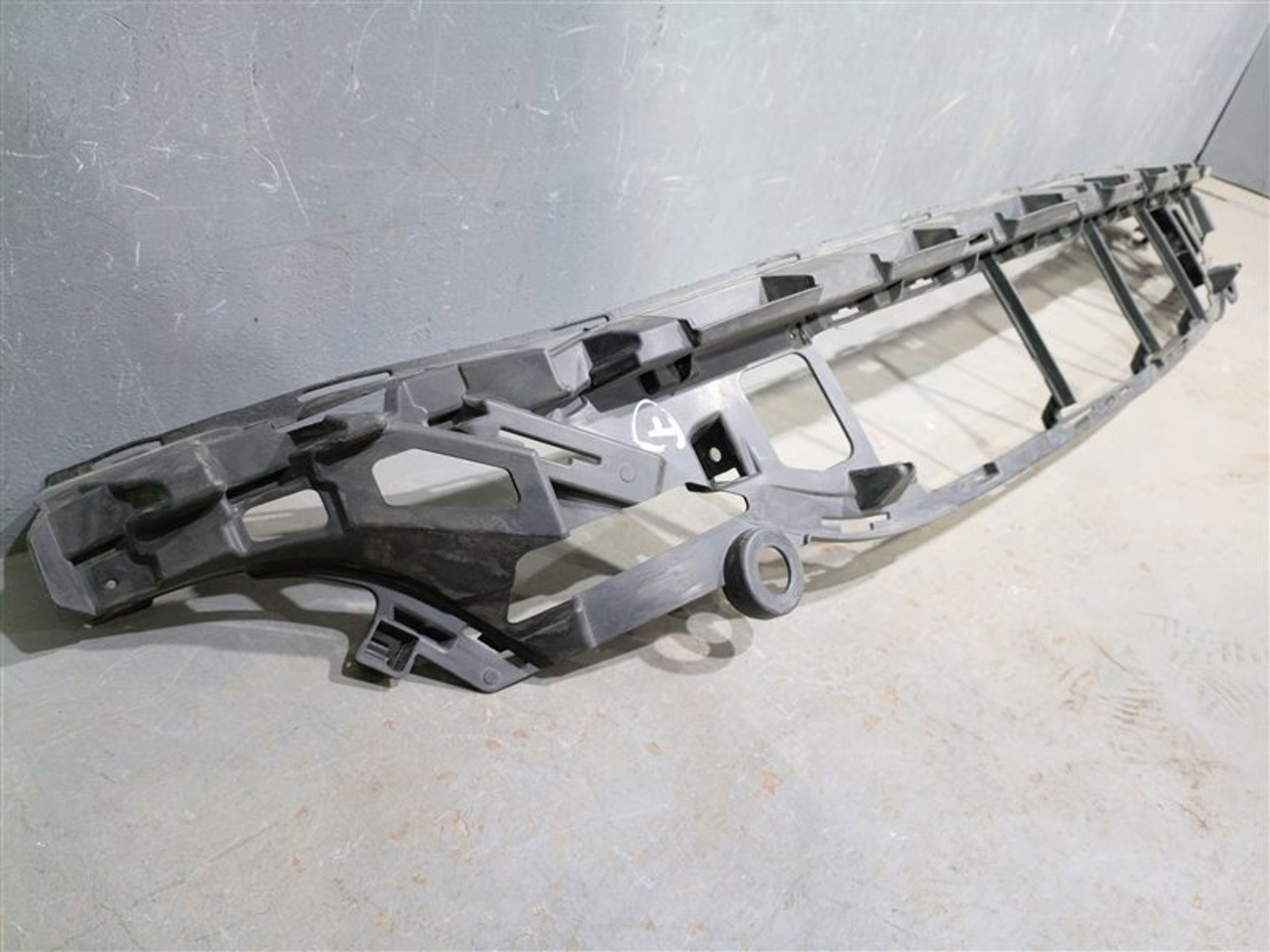 https://ycs.partsauto.market/partsauto-images/thmbs/dc0eef04b6e03176379763a38d44e994/144e1a5aa44a48f8a0e34902476209db/6783a53c147ff21829ddfd117ea5aa27.jpg