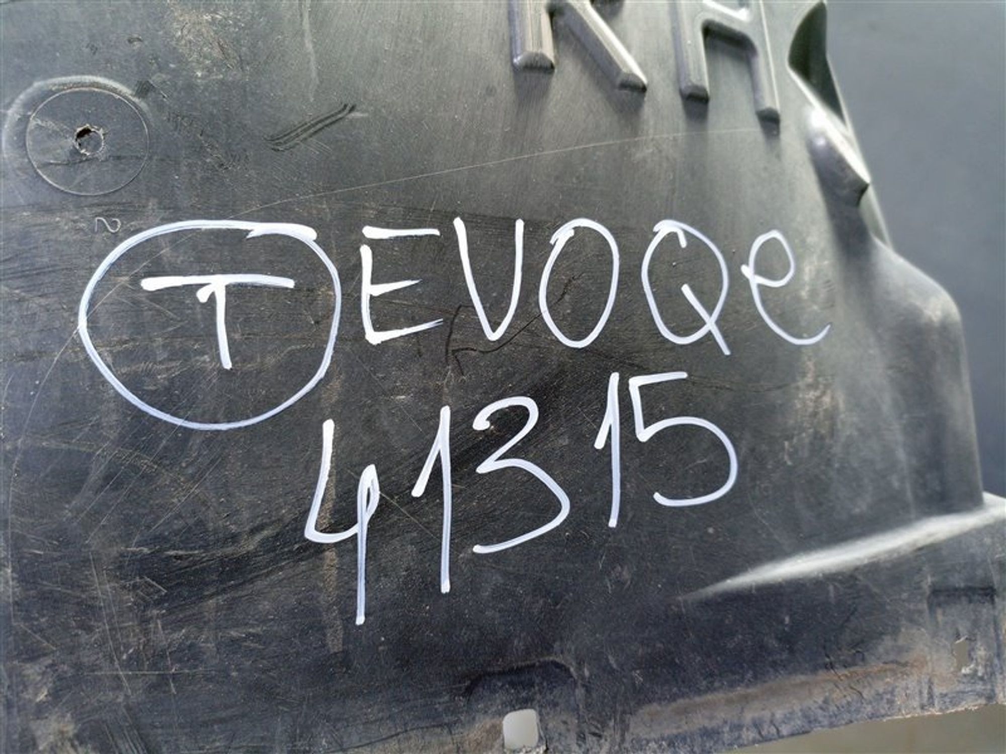 https://ycs.partsauto.market/partsauto-images/thmbs/dc0eef04b6e03176379763a38d44e994/158989460c0cdc9e76ec852a080ce15d/24715c07ca852d80ea600606984dd618.jpg