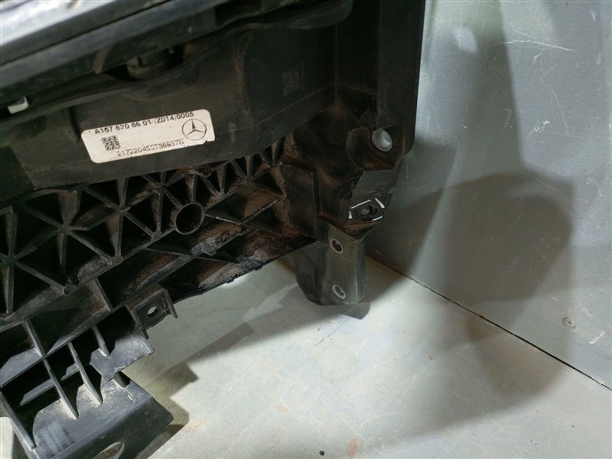 https://ycs.partsauto.market/partsauto-images/thmbs/dc0eef04b6e03176379763a38d44e994/15b3a4c4fe6f3bfd8e90676262b606e5/a87c4df45980adc6d455b85148633f5b.jpg