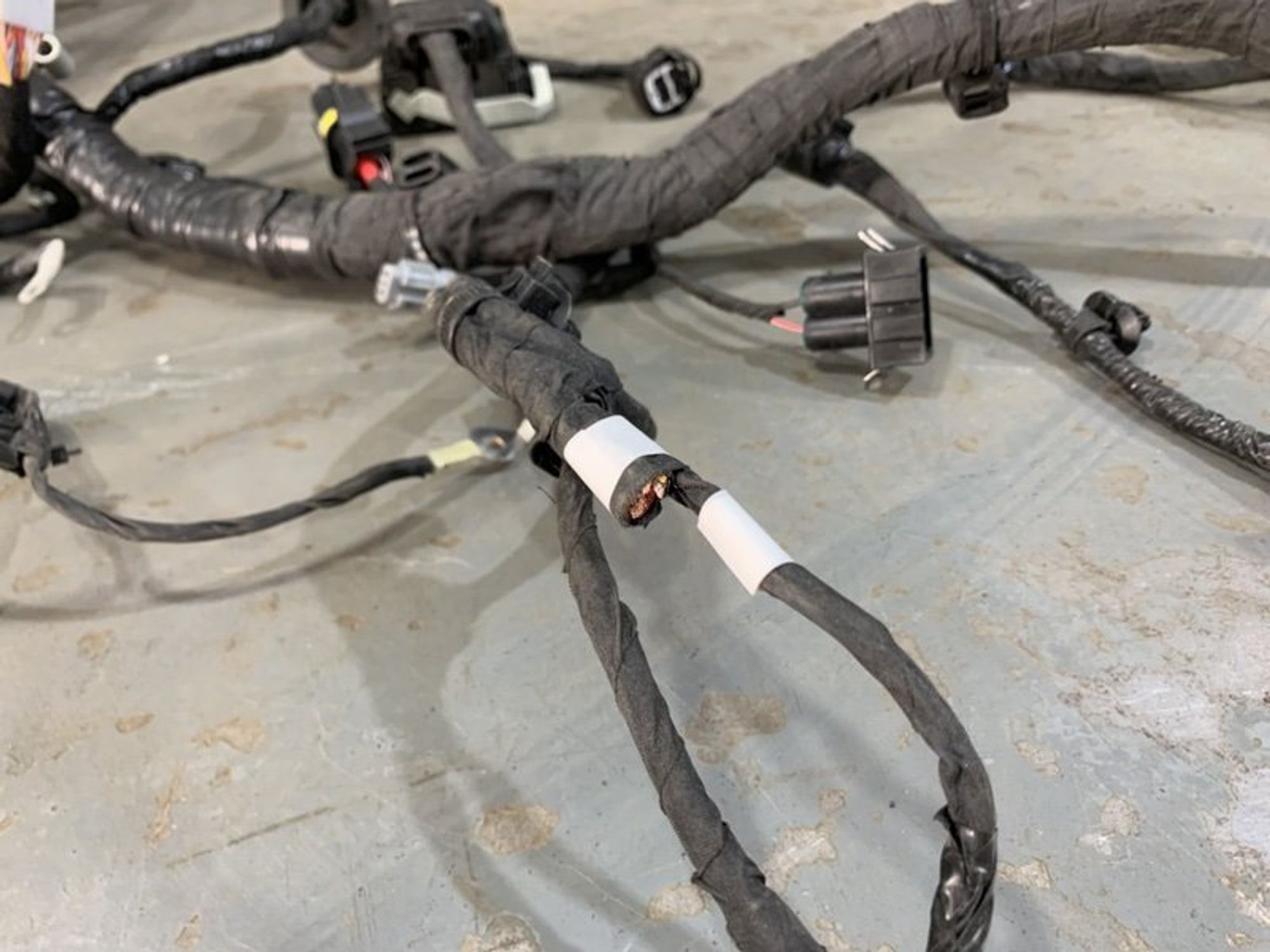 https://ycs.partsauto.market/partsauto-images/thmbs/dc0eef04b6e03176379763a38d44e994/172b77070865037b70ead47982606a18/c256b438d96e781a47a0ba05973067ce.jpg