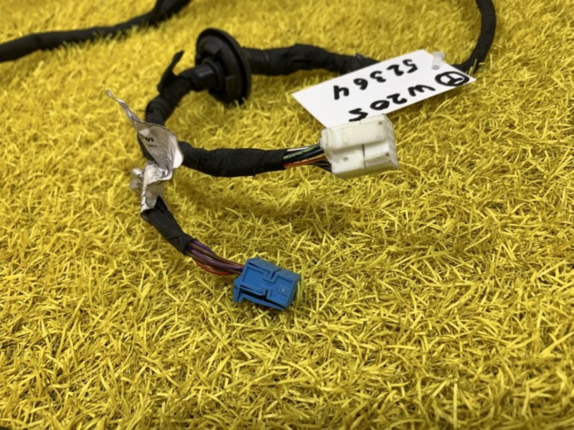 https://ycs.partsauto.market/partsauto-images/thmbs/dc0eef04b6e03176379763a38d44e994/189c0f0501a55633d36b7b89c9c461b6/fcfcb8e14175d65e720da2d124461055.jpg