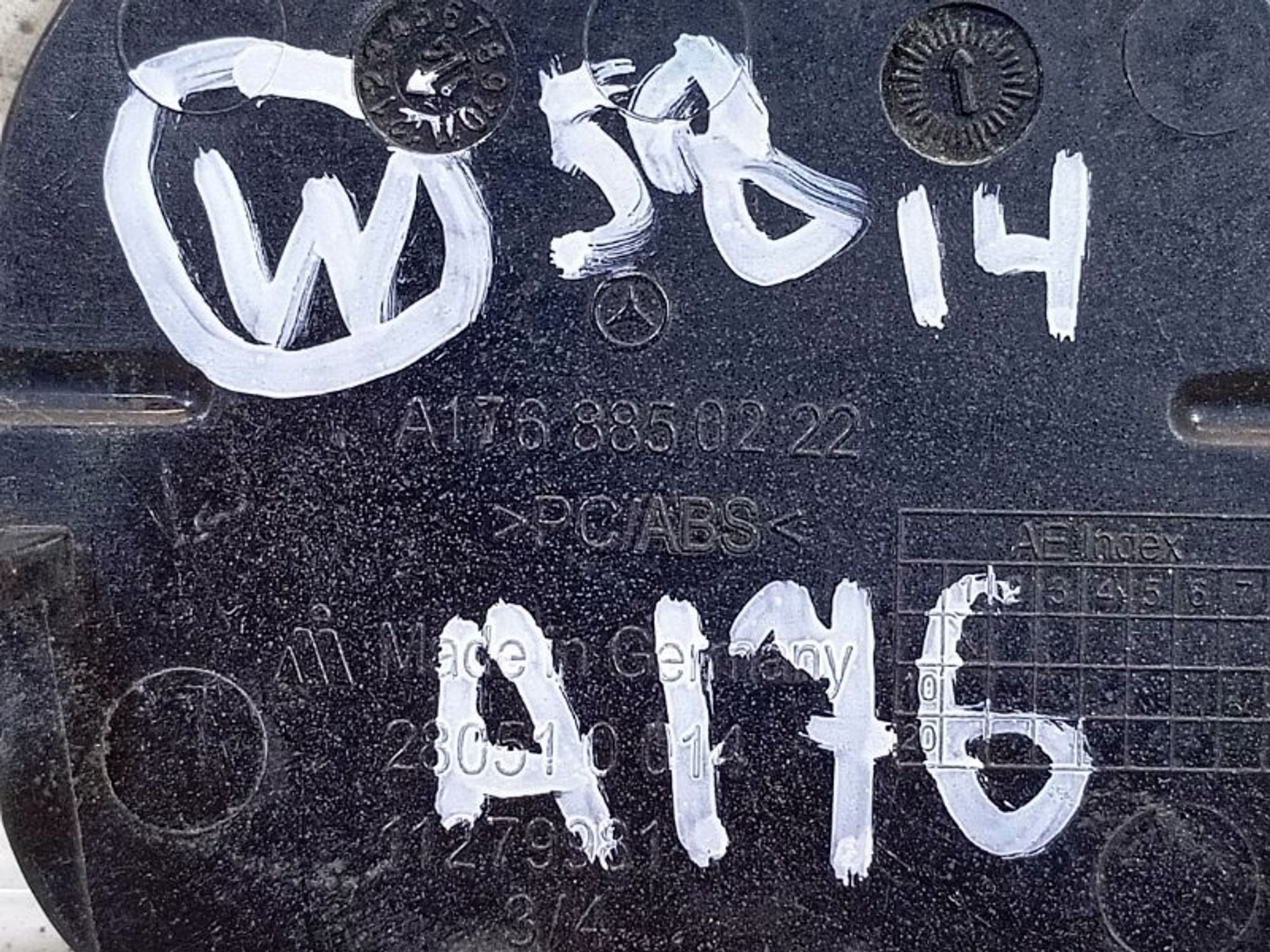 https://ycs.partsauto.market/partsauto-images/thmbs/dc0eef04b6e03176379763a38d44e994/1abd3827f6f5ed69dc85e56b3d2eb0b0/50ba013efd514217ab5c7e1657f7d209.jpg