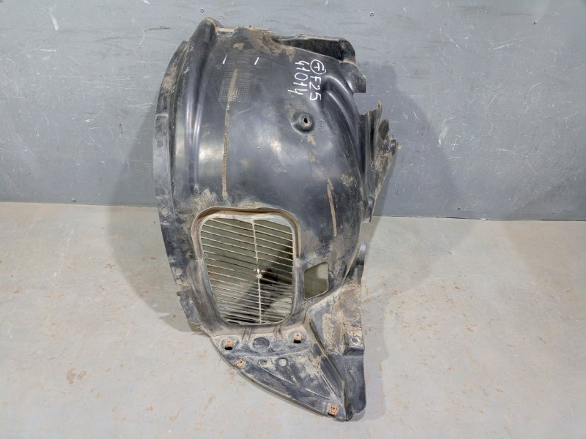https://ycs.partsauto.market/partsauto-images/thmbs/dc0eef04b6e03176379763a38d44e994/1b2cf51f790c81c30f513ebb8c5857af/002905524c6ade0771712da0d38cc196.jpg