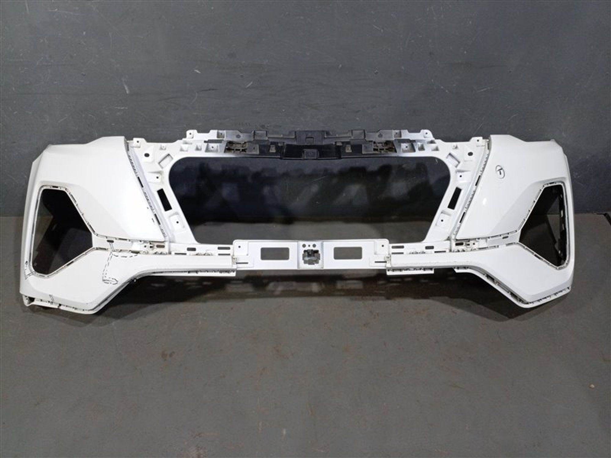 https://ycs.partsauto.market/partsauto-images/thmbs/dc0eef04b6e03176379763a38d44e994/1d21d72799a2964716bc5e74d107f42b/1887cf14c14d652f5dabcdd6732d8fe4.jpg