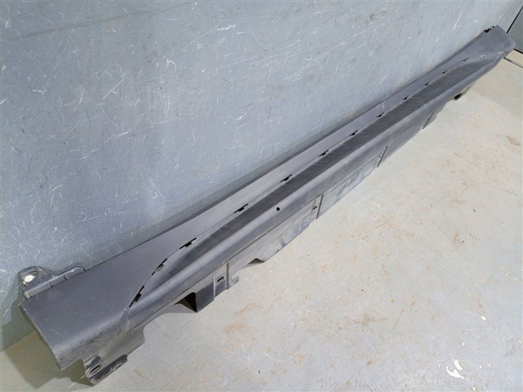 https://ycs.partsauto.market/partsauto-images/thmbs/dc0eef04b6e03176379763a38d44e994/1eda1ff75b8027a081cabb640844e807/1c01addcca5af10913efa930b32cdcac.jpg